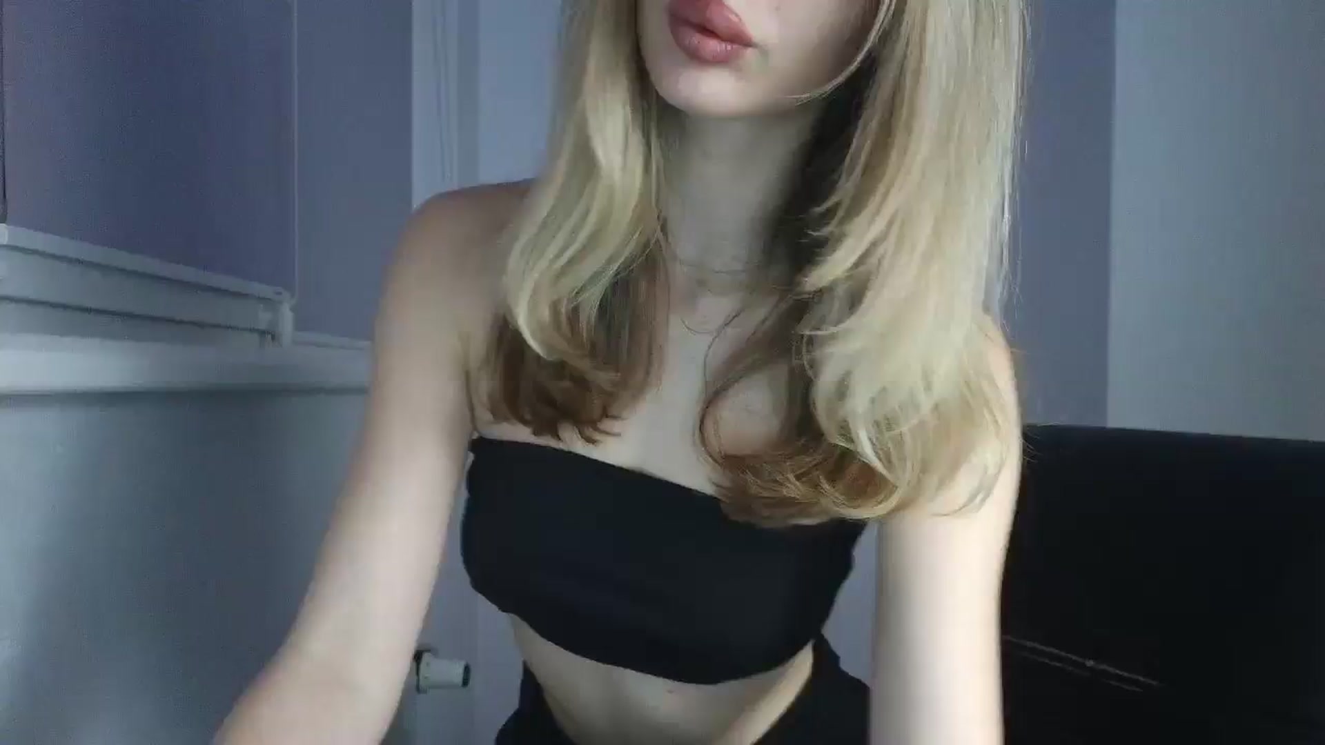 Gallery image thumbnail from MaryyCo's myfreecams stream on, 02/09/2026, 01:04 image 14 of 20