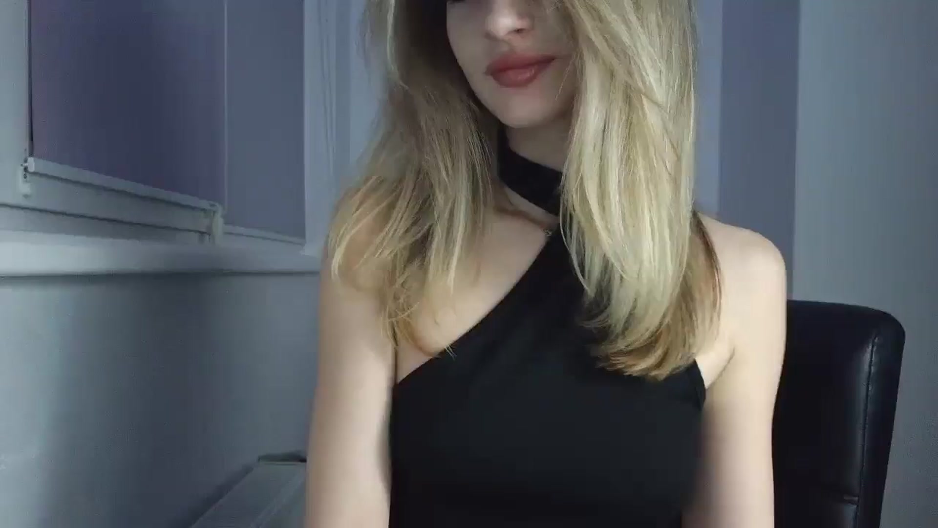 Gallery image thumbnail from MaryyCo's myfreecams stream on, 02/11/2026, 21:37 image 15 of 20