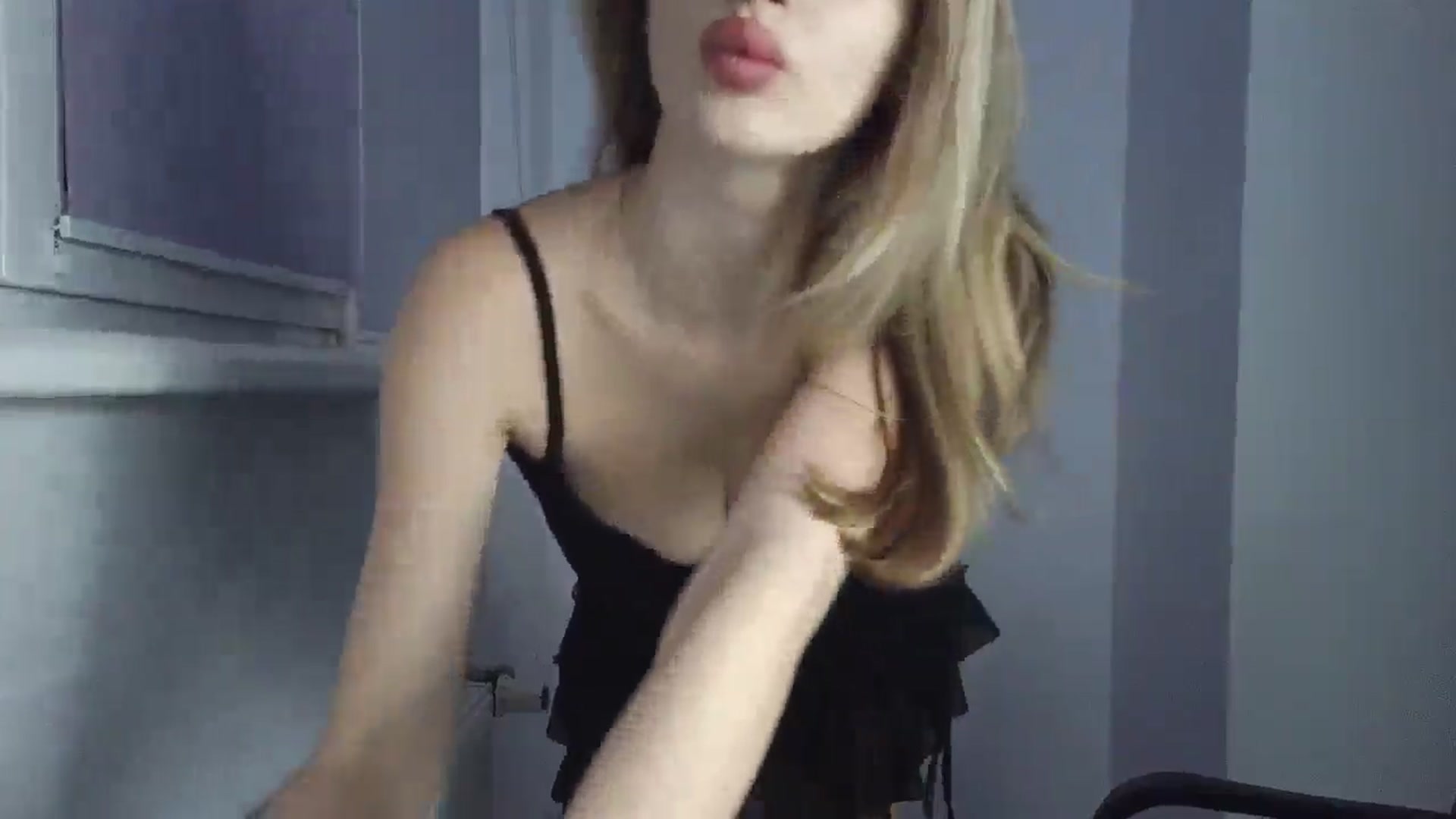 Gallery image thumbnail from MaryyCo's myfreecams stream on, 02/13/2026, 17:46 image 15 of 20