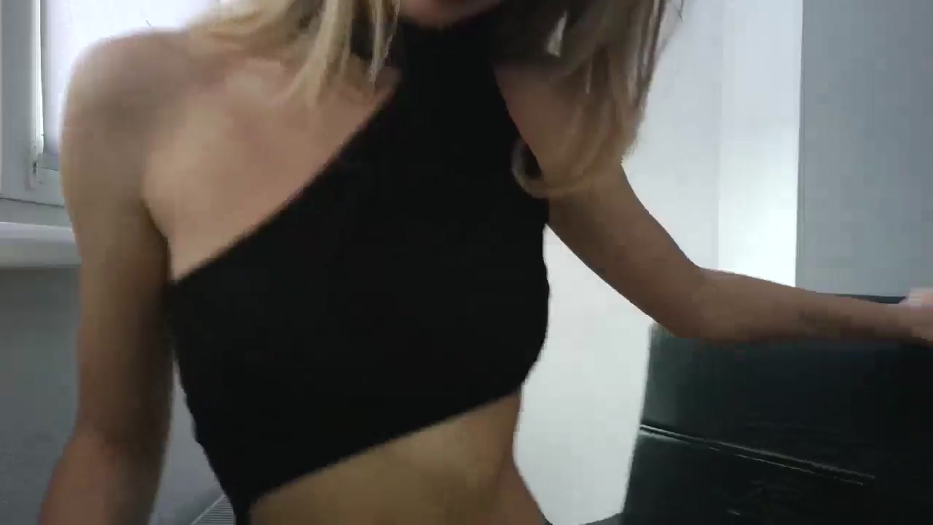 Gallery image thumbnail from MaryyCo's myfreecams stream on, 02/17/2026, 07:18 image 13 of 20
