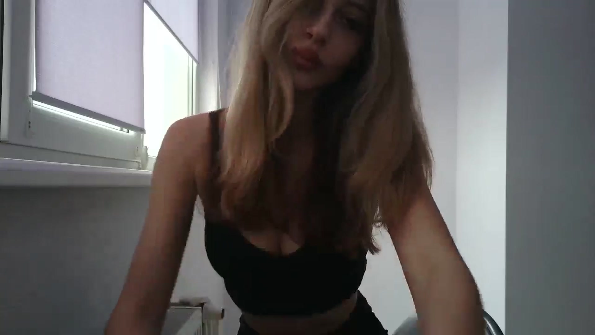 Gallery image thumbnail from MaryyCo's myfreecams stream on, 02/26/2026, 13:18 image 16 of 20
