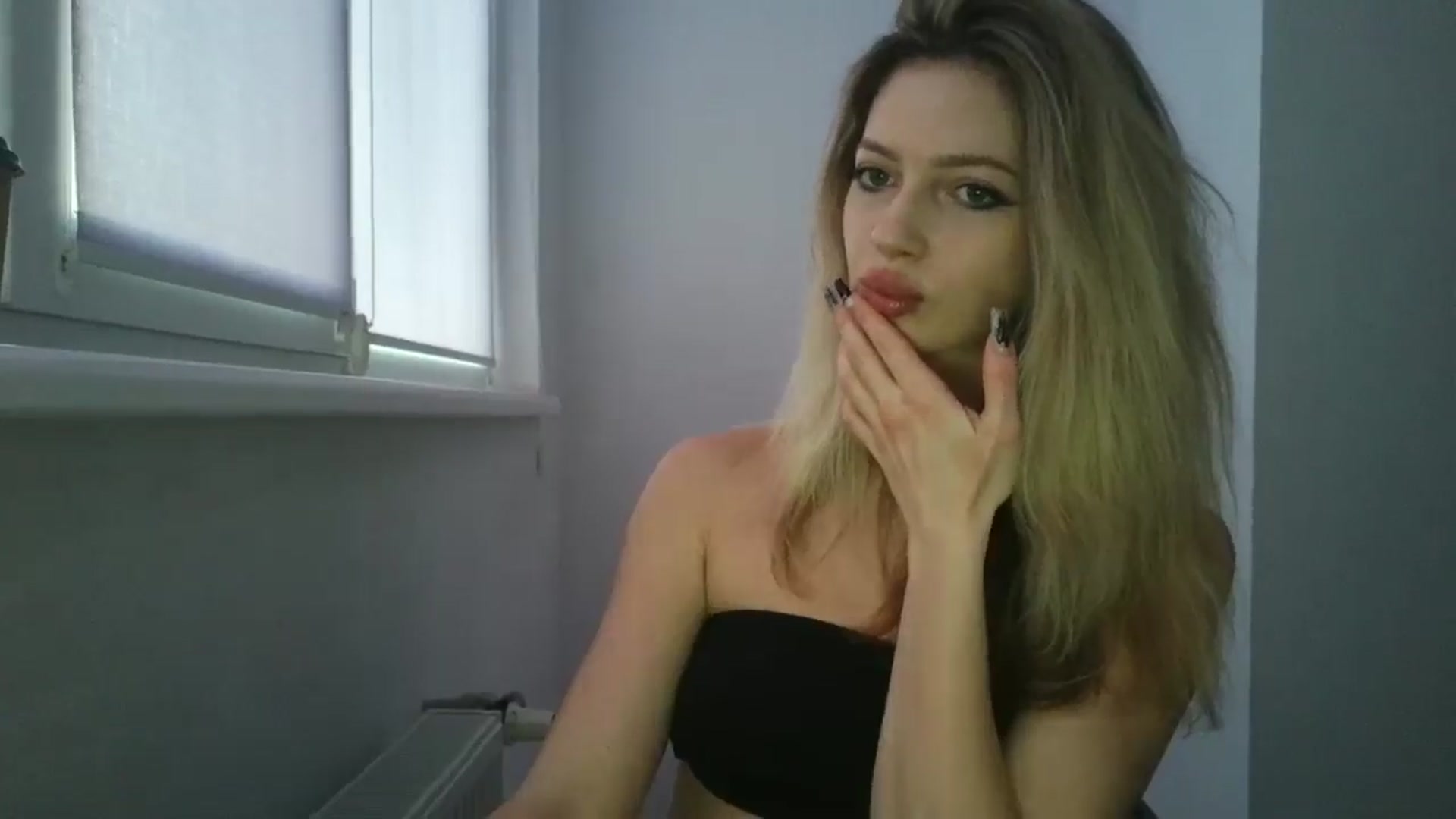 Gallery image thumbnail from MaryyCo's myfreecams stream on, 03/23/2026, 16:17 image 17 of 20