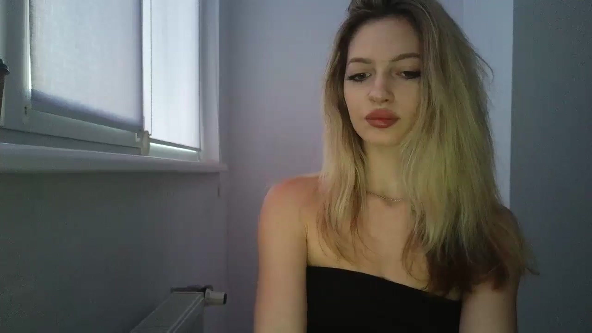 Gallery image thumbnail from MaryyCo's myfreecams stream on, 03/23/2026, 16:17 image 18 of 20
