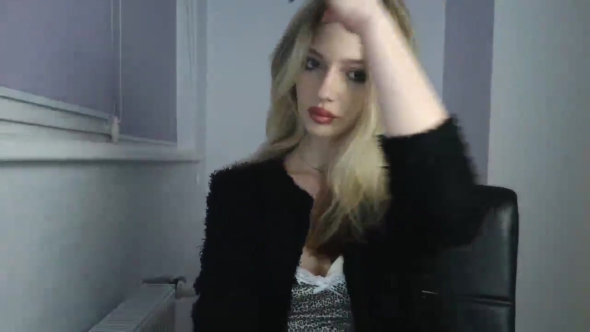 Gallery image thumbnail from MaryyCo's myfreecams stream on, 03/24/2026, 21:42 image 9 of 20