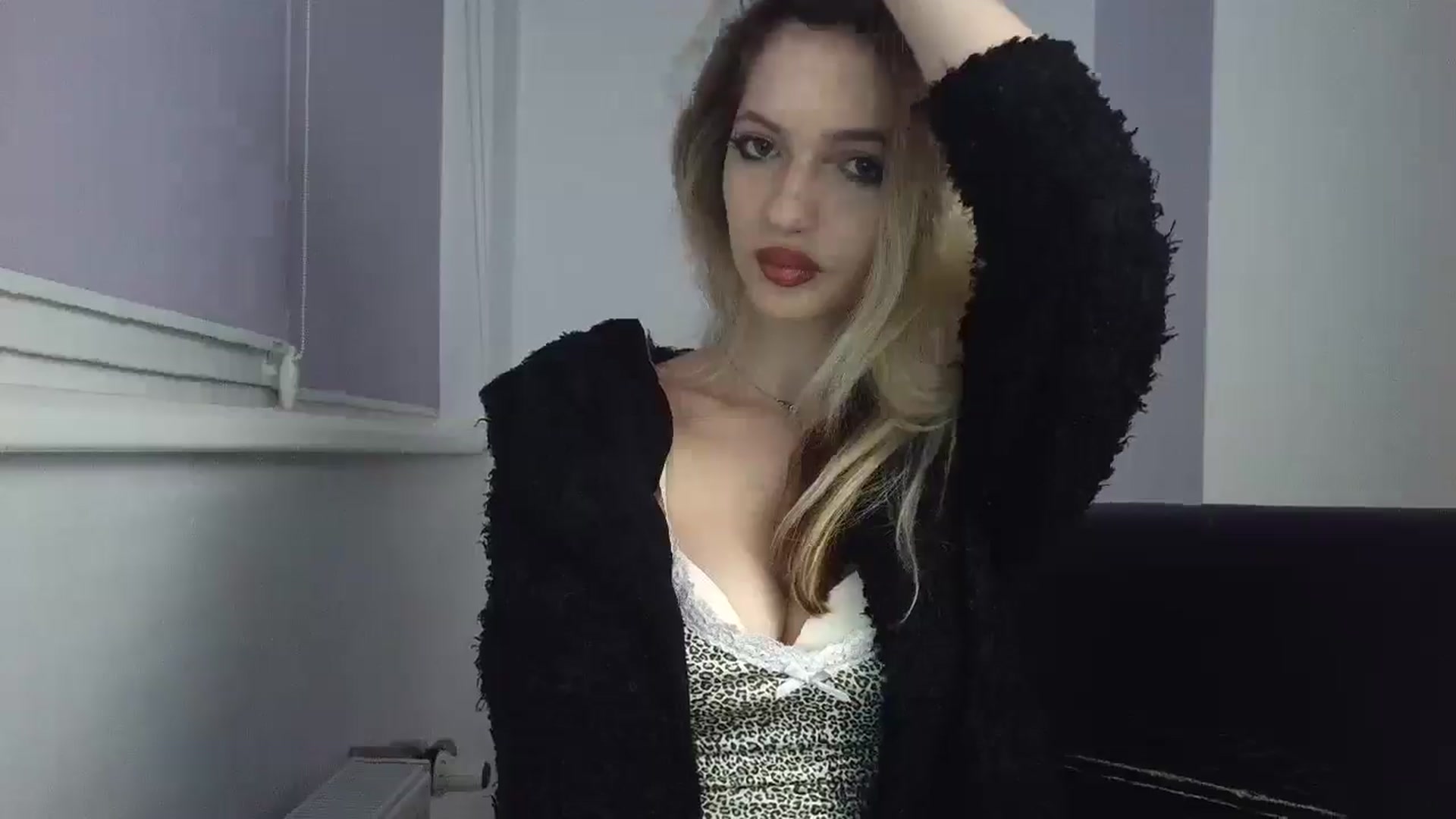 Gallery image thumbnail from MaryyCo's myfreecams stream on, 03/24/2026, 21:42 image 11 of 20