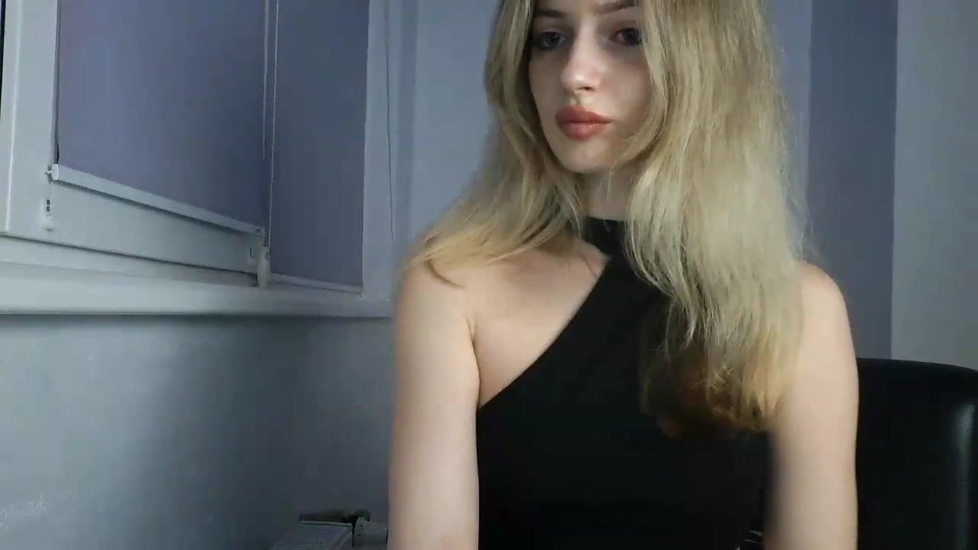 Gallery image thumbnail from MaryyCo's myfreecams stream on, 05/21/2026, 22:06 image 6 of 20