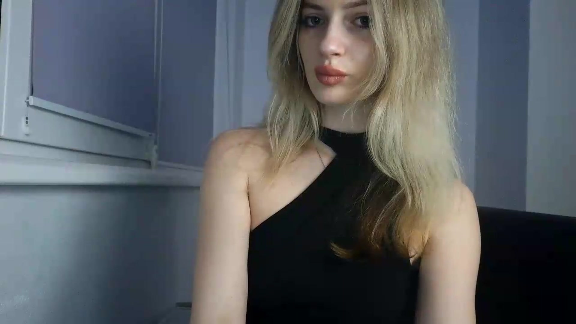 Gallery image thumbnail from MaryyCo's myfreecams stream on, 05/21/2026, 22:06 image 3 of 20