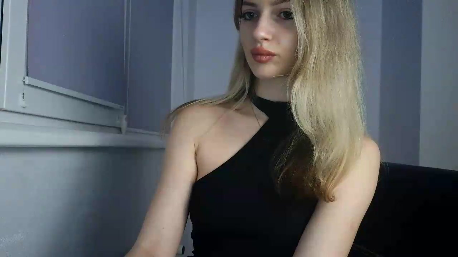 Gallery image thumbnail from MaryyCo's myfreecams stream on, 05/21/2026, 22:06 image 10 of 20