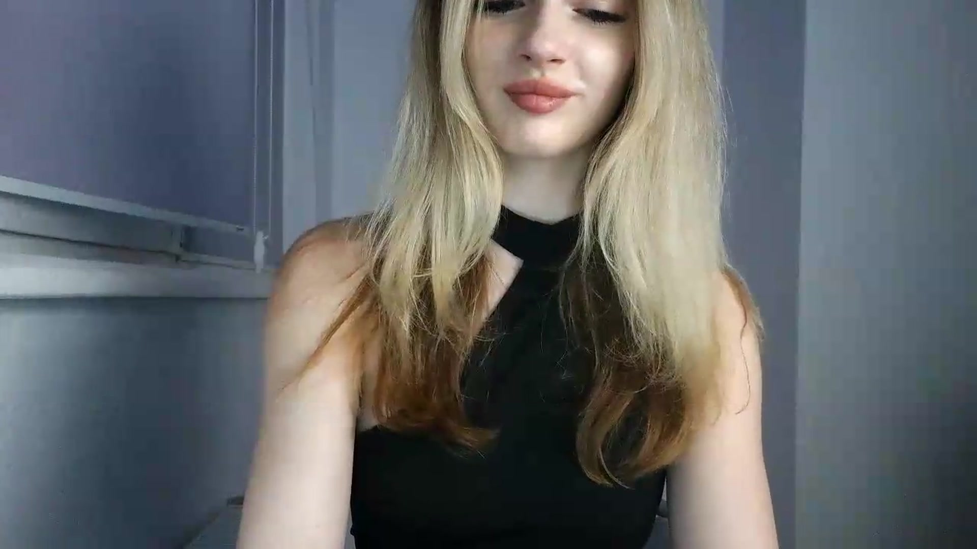Gallery image thumbnail from MaryyCo's myfreecams stream on, 06/05/2026, 23:13 image 11 of 20