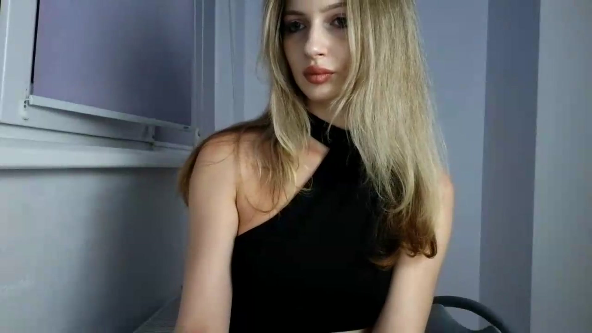 Gallery image thumbnail from MaryyCo's myfreecams stream on, 07/08/2026, 20:22 image 10 of 20