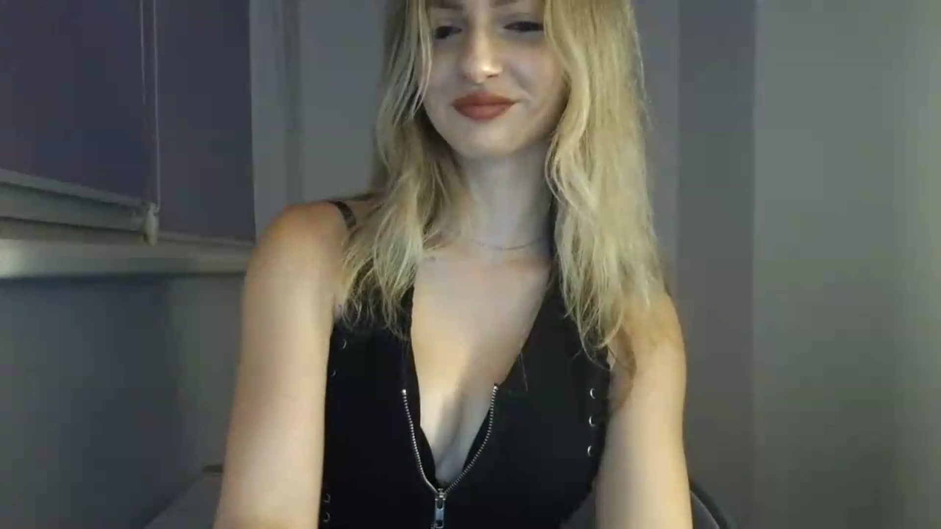 Gallery image thumbnail from MaryyCo's myfreecams stream on, 07/09/2026, 23:16 image 10 of 20