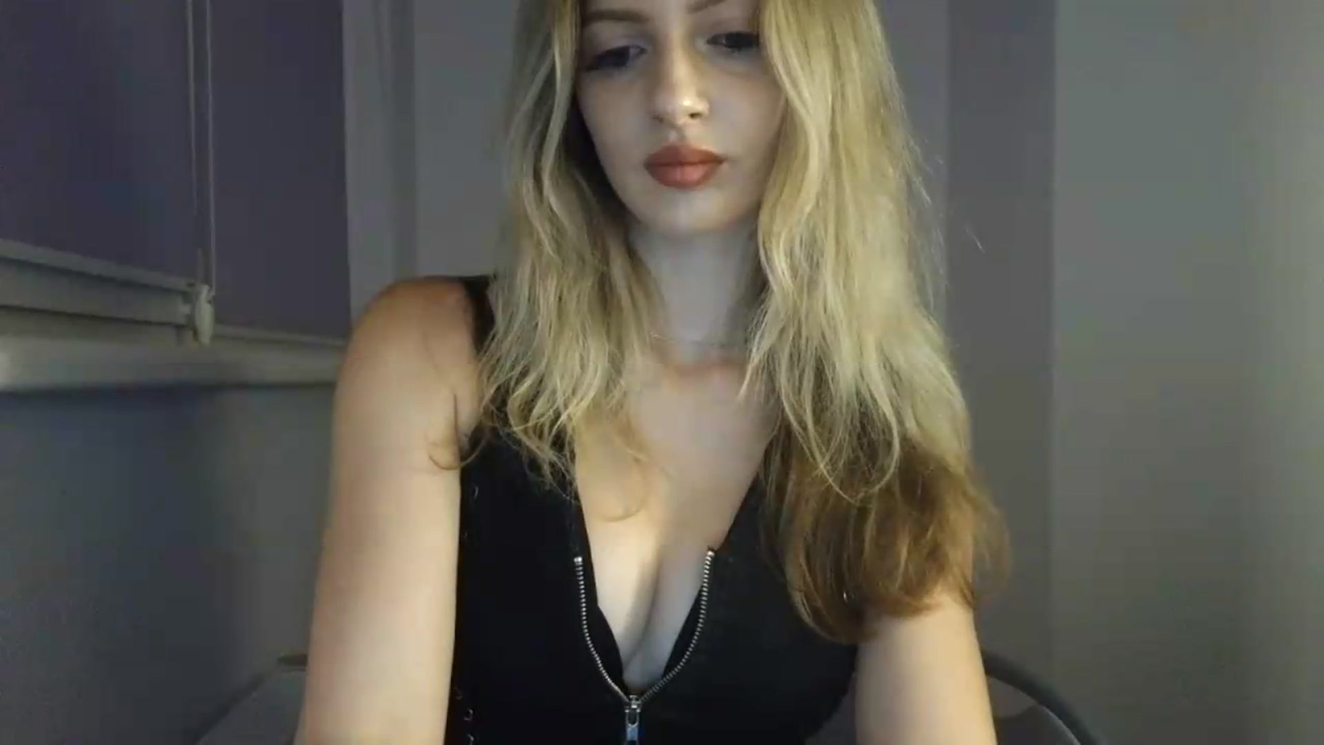 Gallery image thumbnail from MaryyCo's myfreecams stream on, 07/09/2026, 23:16 image 17 of 20