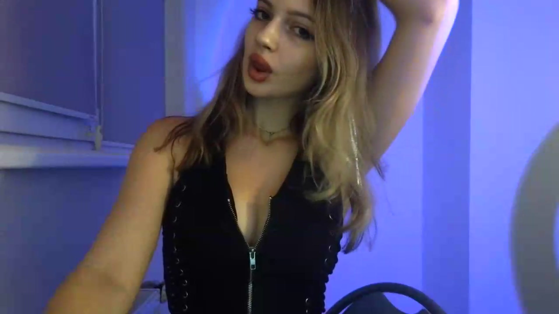 Gallery image thumbnail from MaryyCo's myfreecams stream on, 07/20/2026, 22:26 image 5 of 20