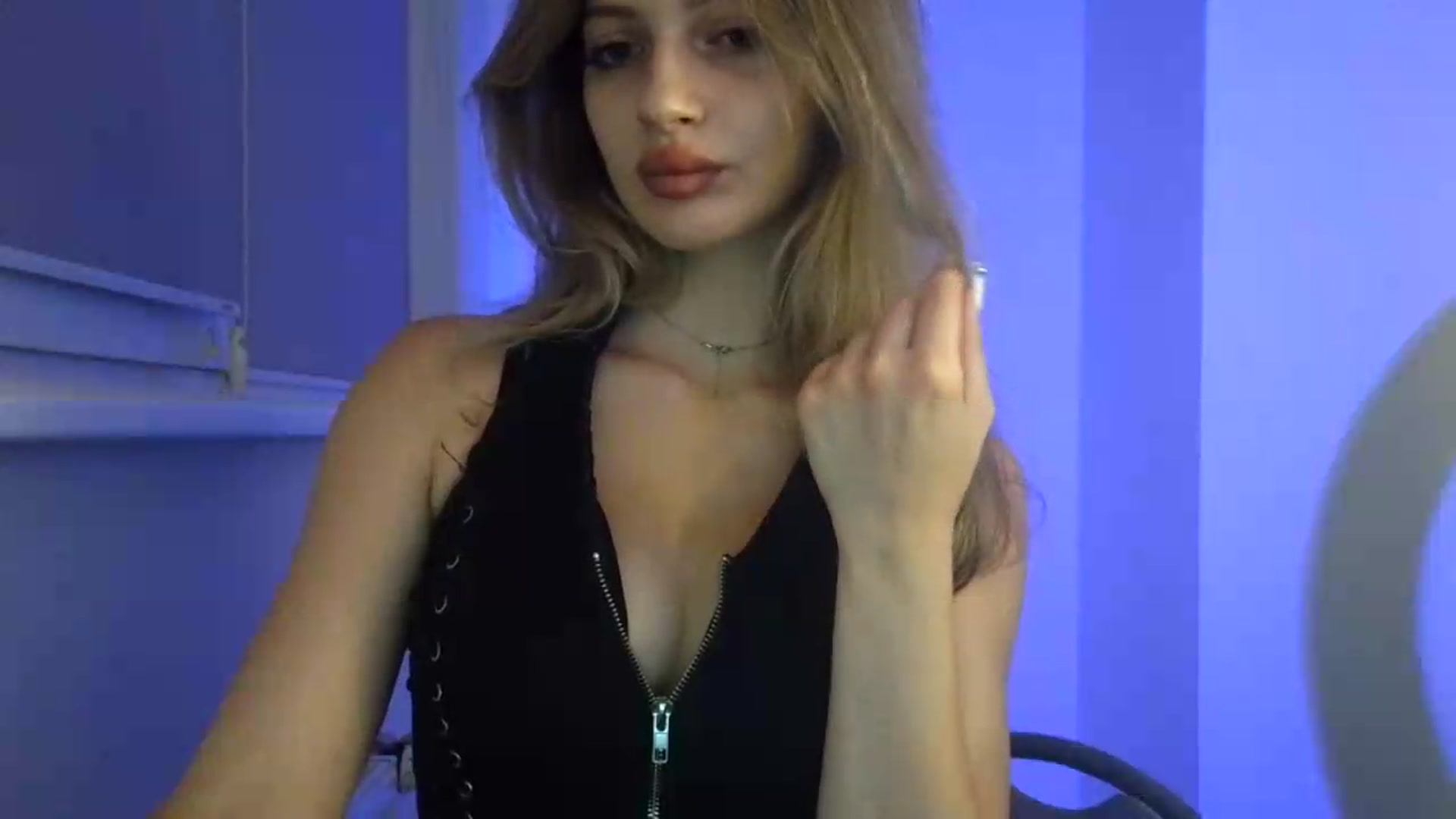 Gallery image thumbnail from MaryyCo's myfreecams stream on, 07/20/2026, 22:26 image 18 of 20