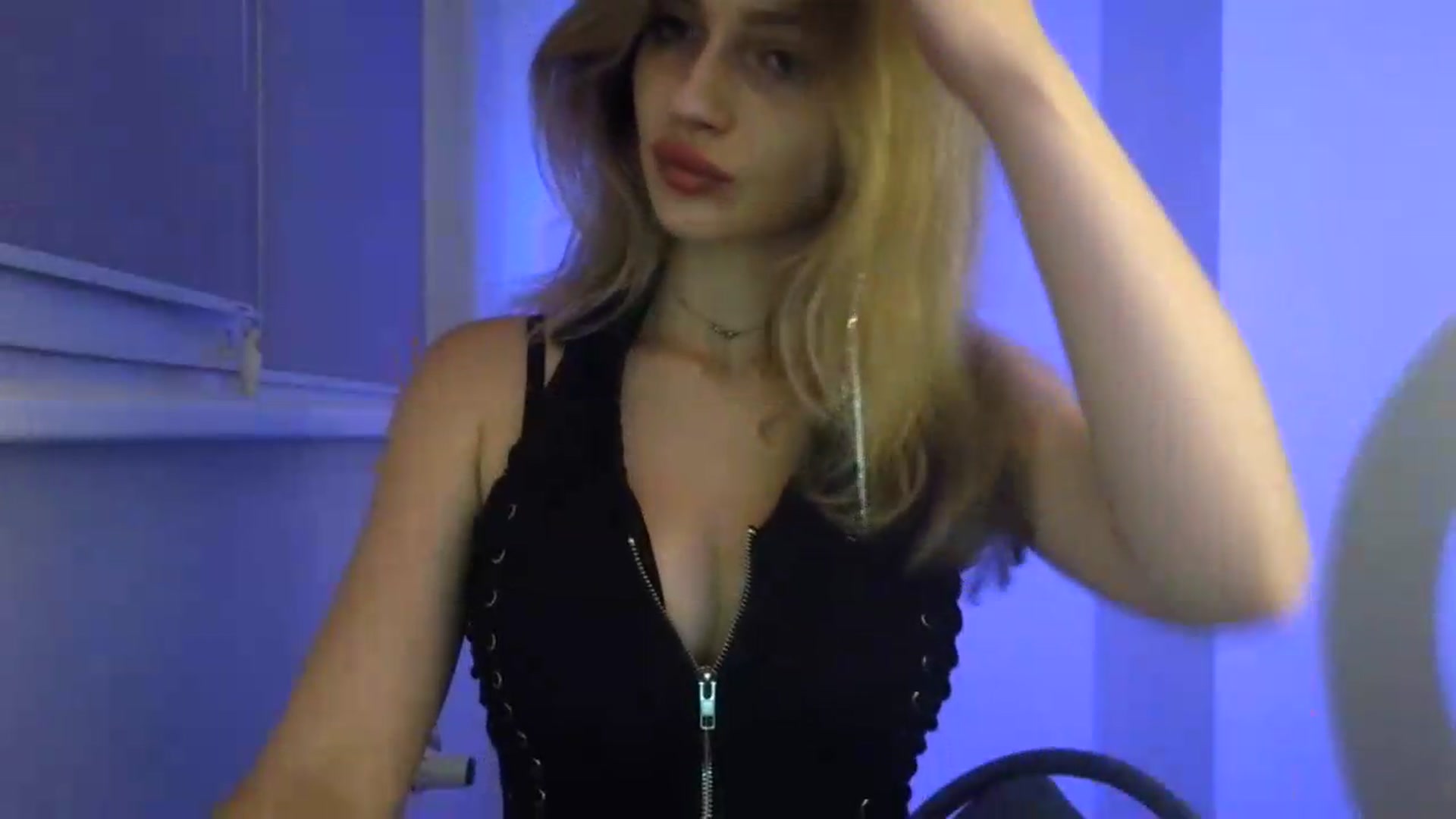 Gallery image thumbnail from MaryyCo's myfreecams stream on, 07/20/2026, 22:26 image 15 of 20