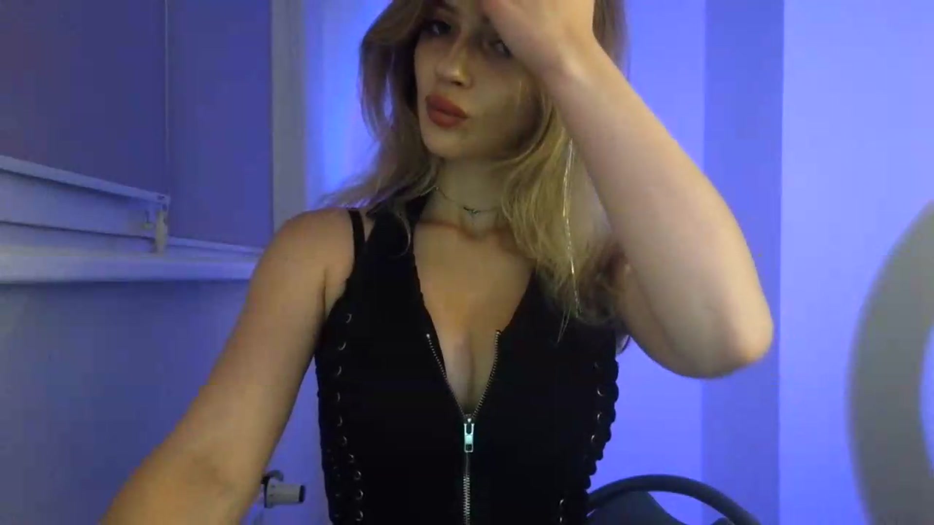 Gallery image thumbnail from MaryyCo's myfreecams stream on, 07/20/2026, 22:26 image 16 of 20