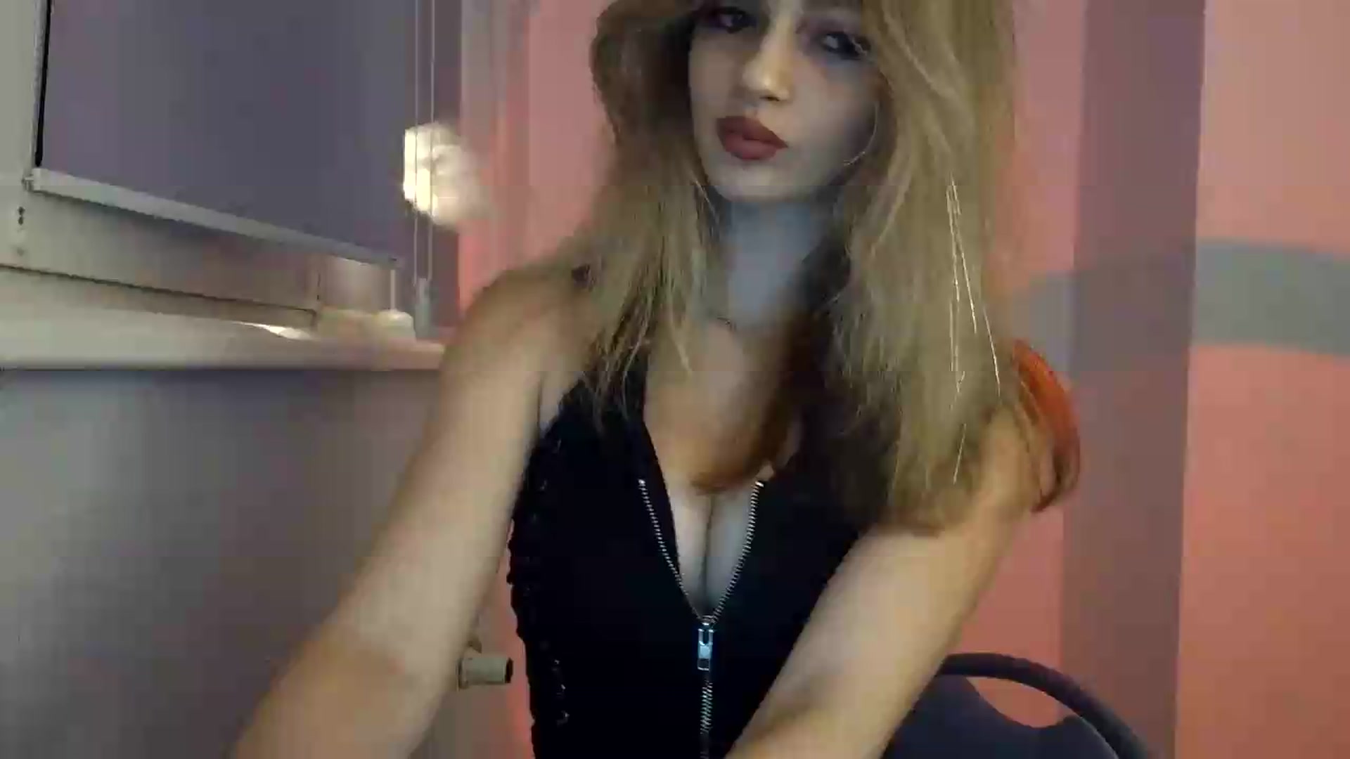 Gallery image thumbnail from MaryyCo's myfreecams stream on, 07/30/2026, 22:49 image 18 of 20