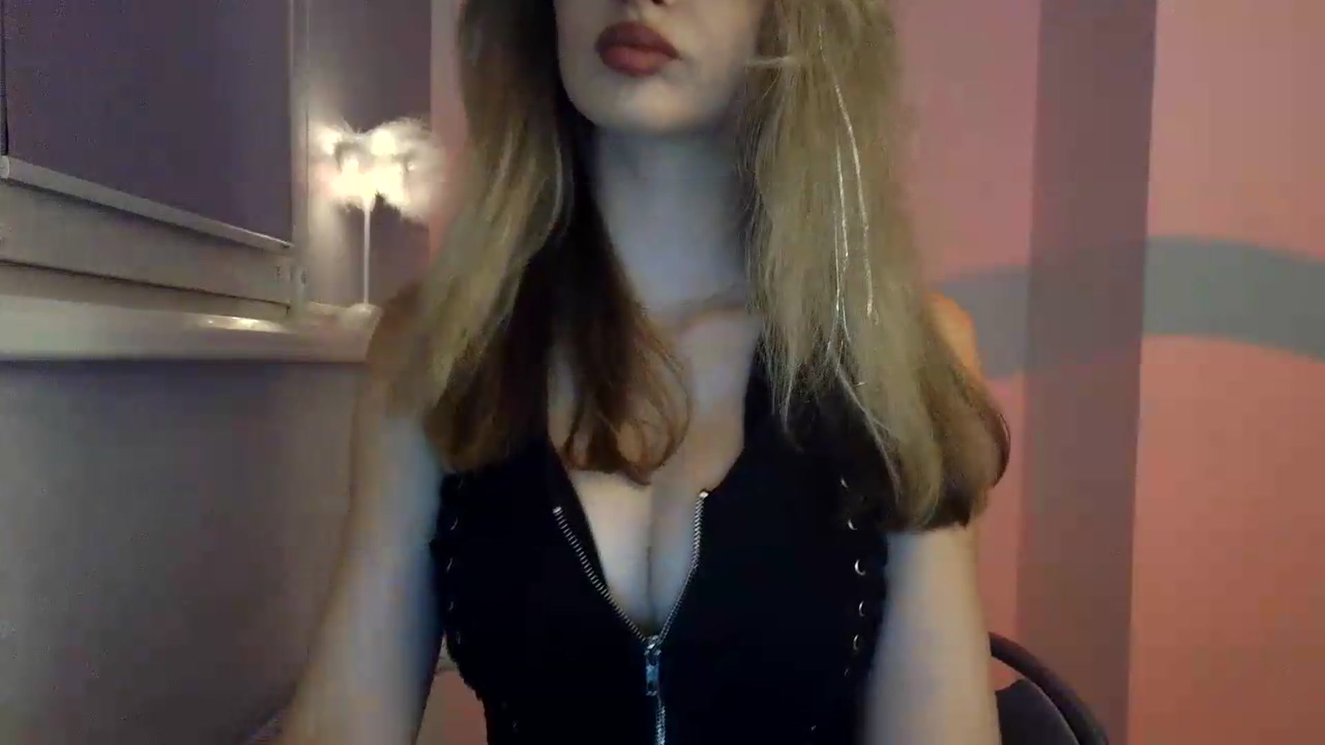 Gallery image thumbnail from MaryyCo's myfreecams stream on, 07/30/2026, 22:49 image 8 of 20