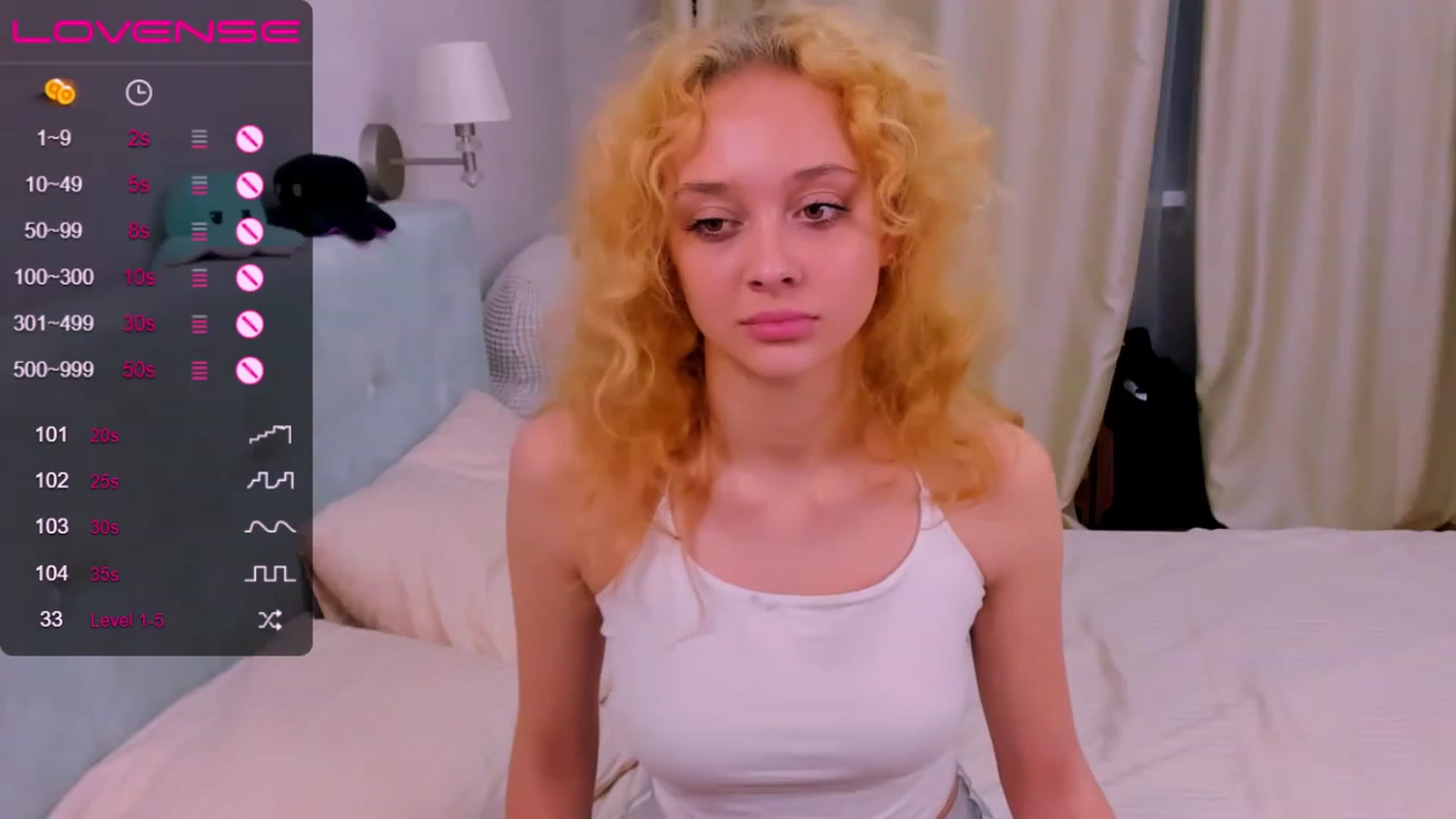 Gallery image thumbnail from MashaDavis's myfreecams stream on, 11/14/2022, 15:23 image 17 of 20