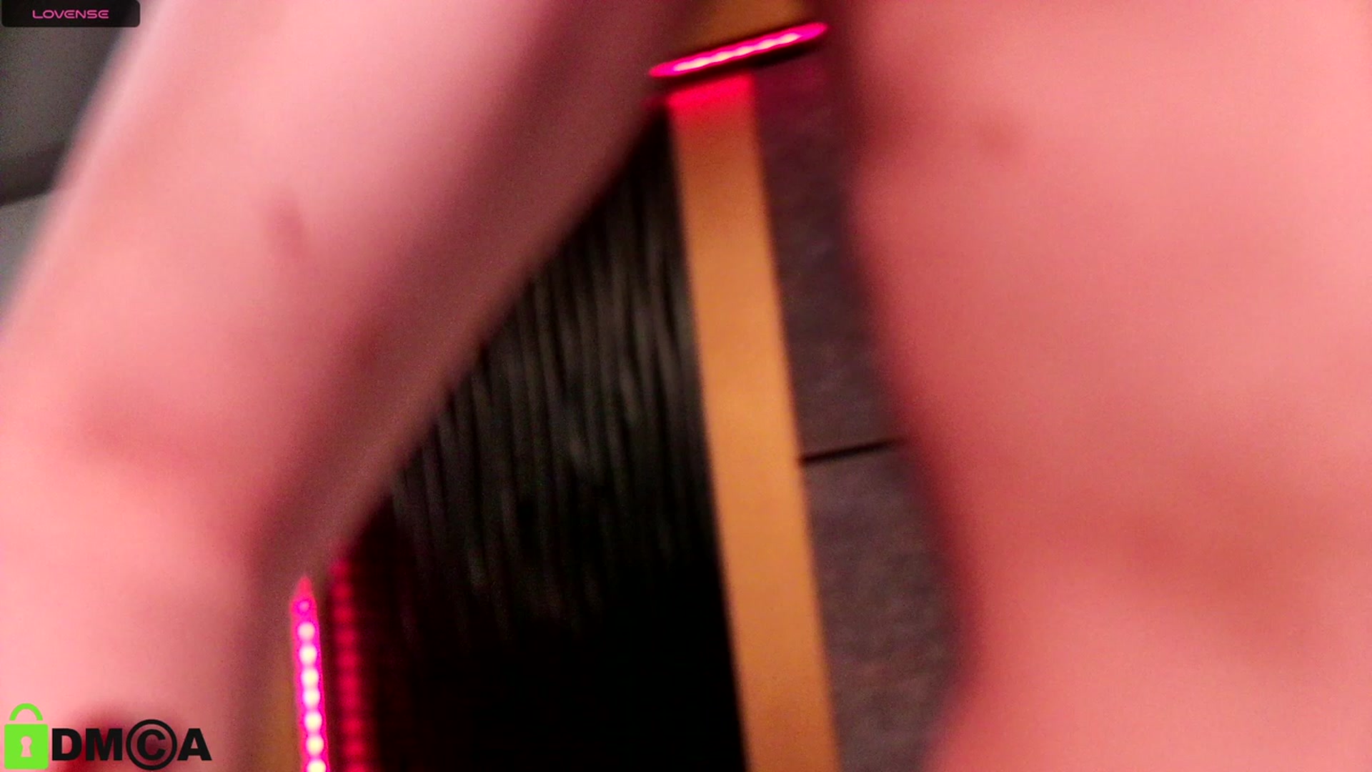 Gallery image thumbnail from MashaReed's myfreecams stream on, 08/19/2023, 21:20 image 9 of 20