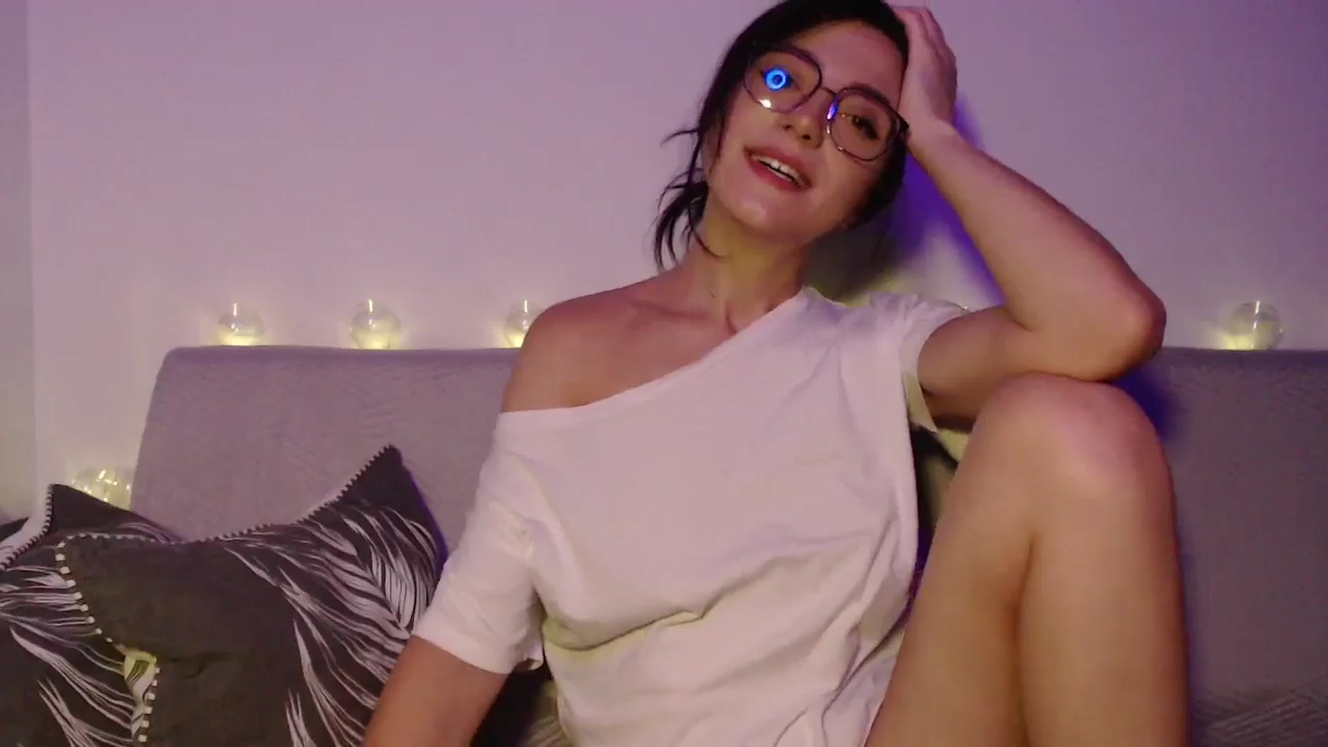 Gallery image thumbnail from Masha____'s myfreecams stream on, 09/23/2024, 24:43 image 3 of 20