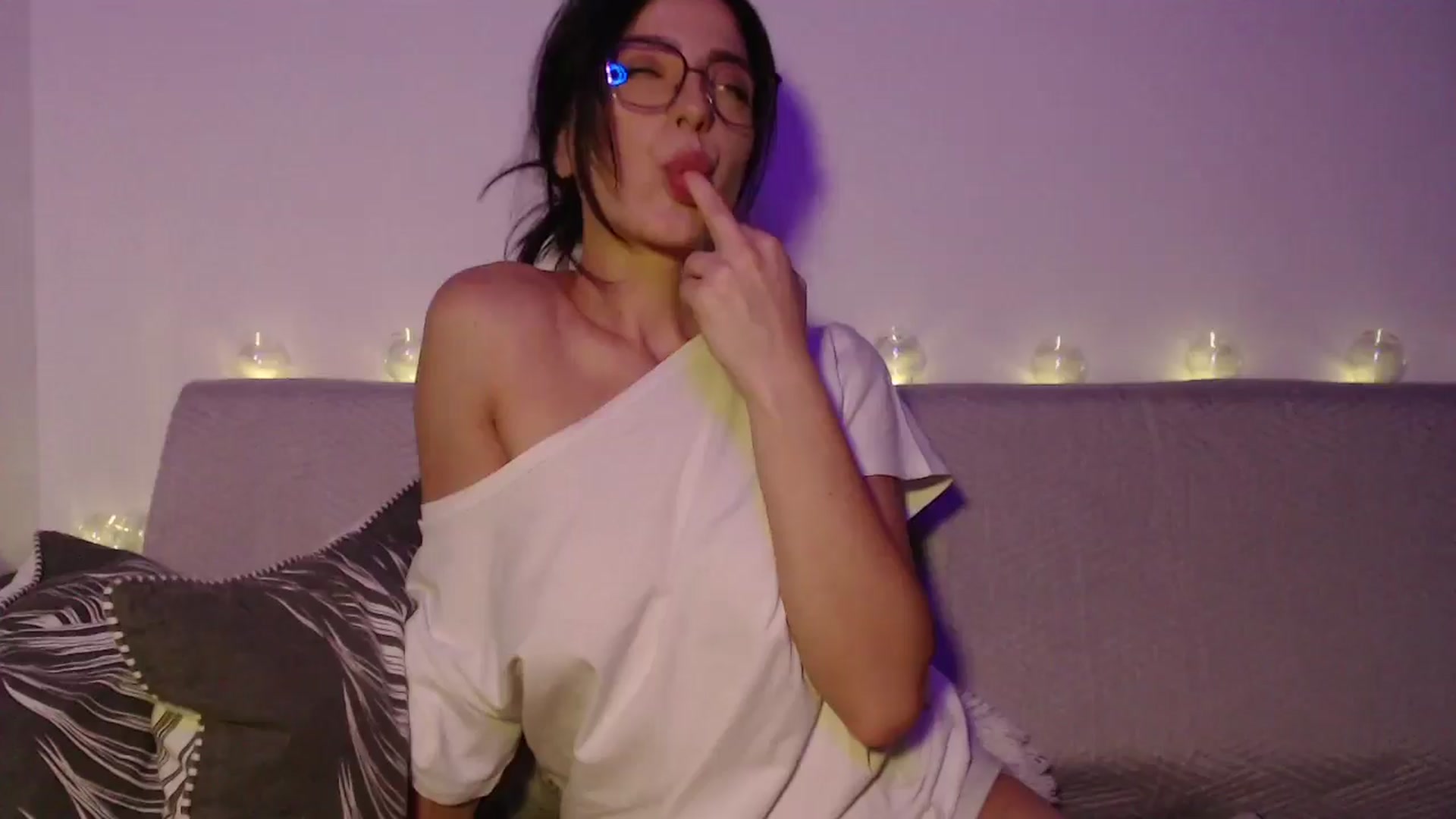 Gallery image thumbnail from Masha____'s myfreecams stream on, 09/23/2024, 24:43 image 9 of 20