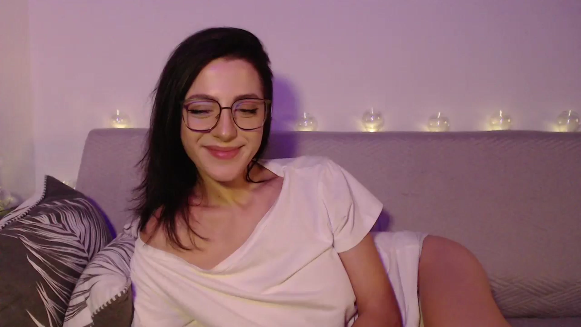 Gallery image thumbnail from Masha____'s myfreecams stream on, 09/23/2024, 02:33 image 14 of 20