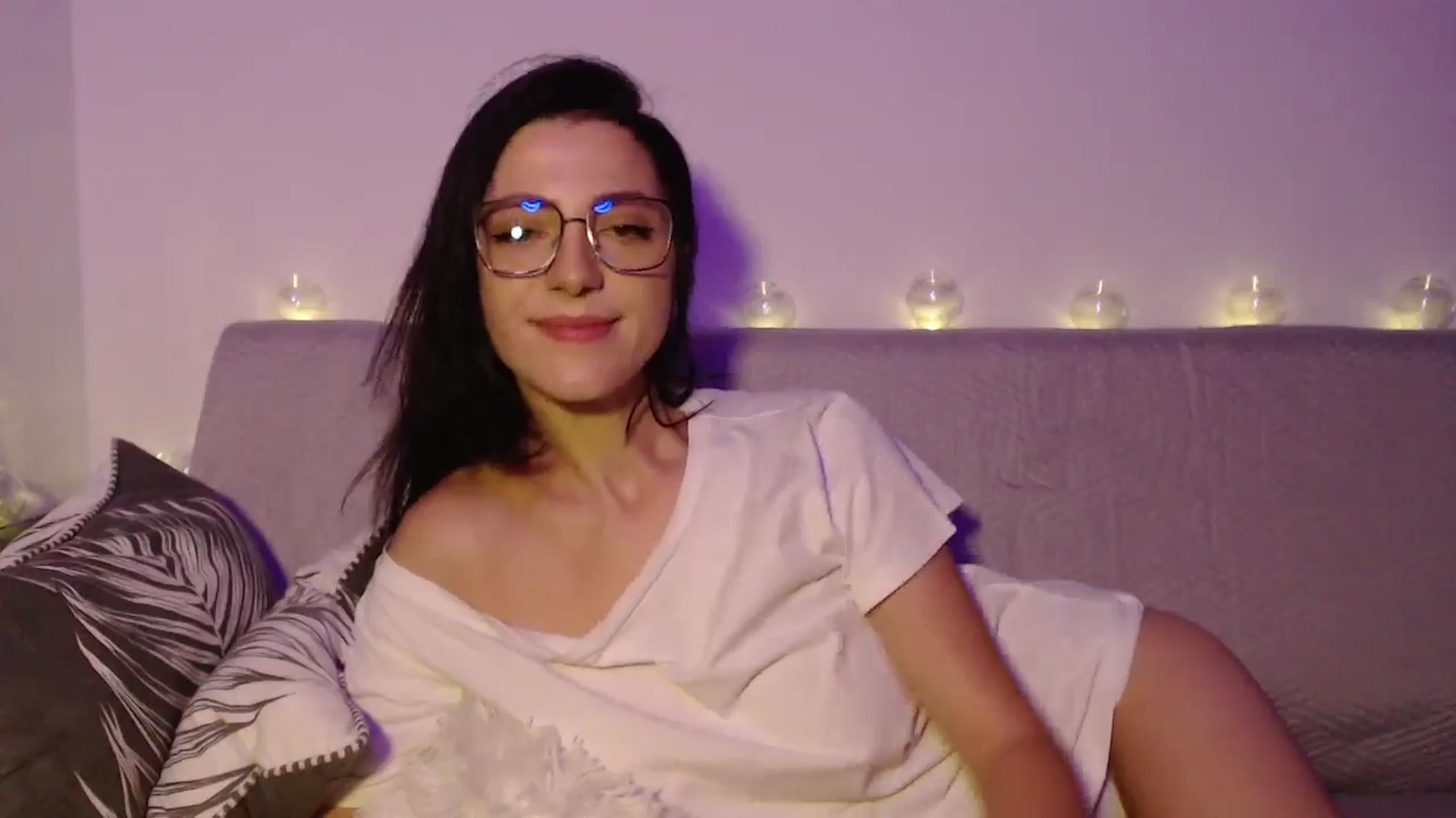Gallery image thumbnail from Masha____'s myfreecams stream on, 09/23/2024, 02:33 image 8 of 20