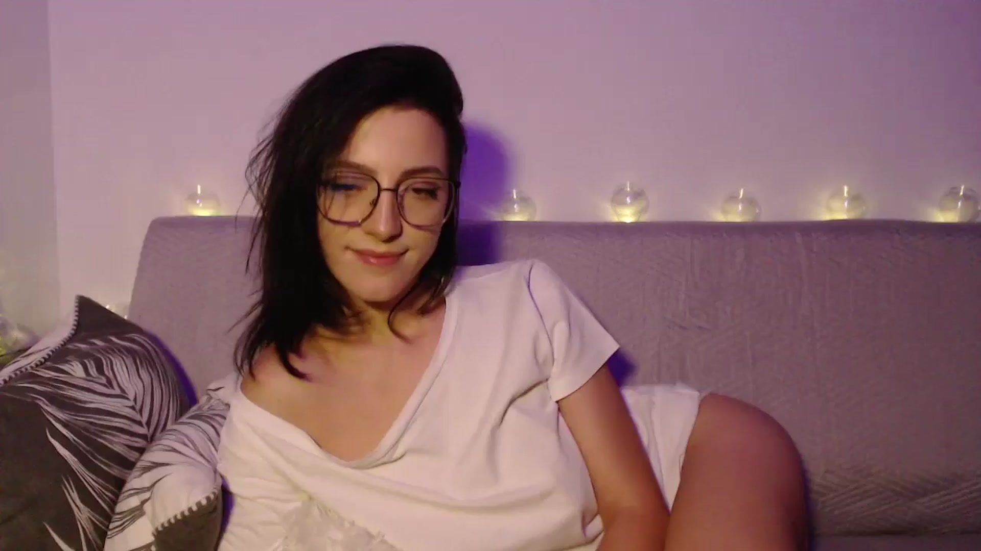 Gallery image thumbnail from Masha____'s myfreecams stream on, 09/23/2024, 02:33 image 10 of 20