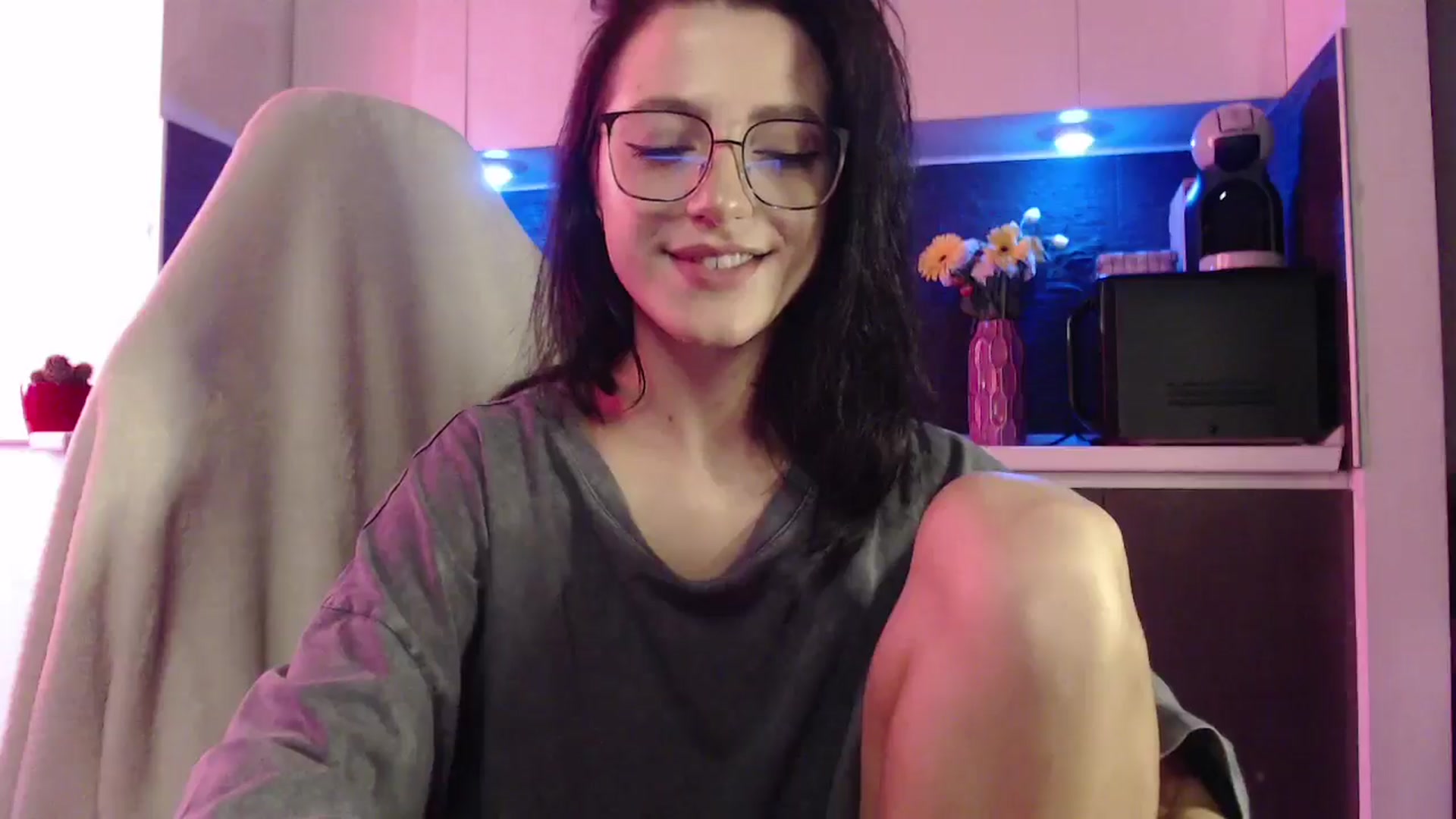 Gallery image thumbnail from Masha____'s myfreecams stream on, 10/03/2024, 12:28 image 2 of 20