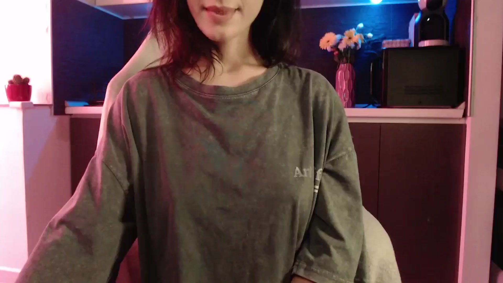 Gallery image thumbnail from Masha____'s myfreecams stream on, 10/03/2024, 12:28 image 9 of 20
