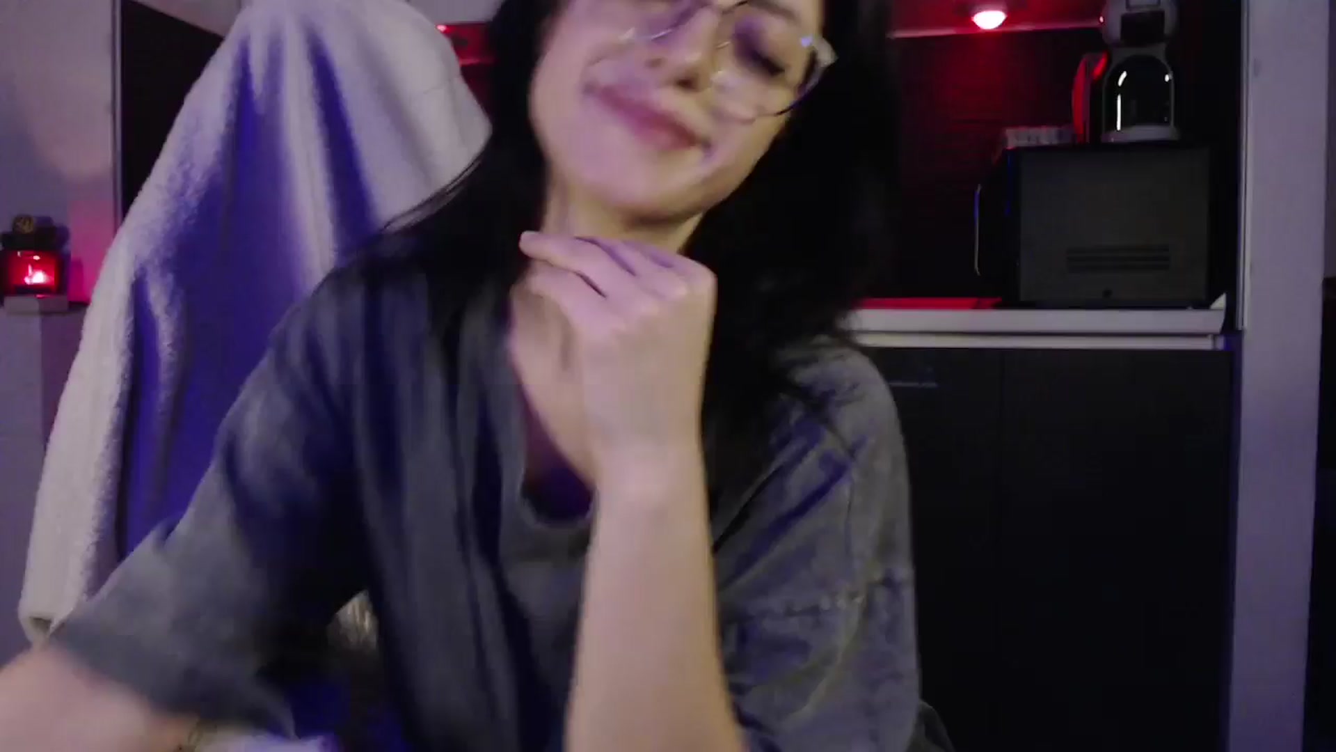 Gallery image thumbnail from Masha____'s myfreecams stream on, 10/06/2024, 01:08 image 19 of 20