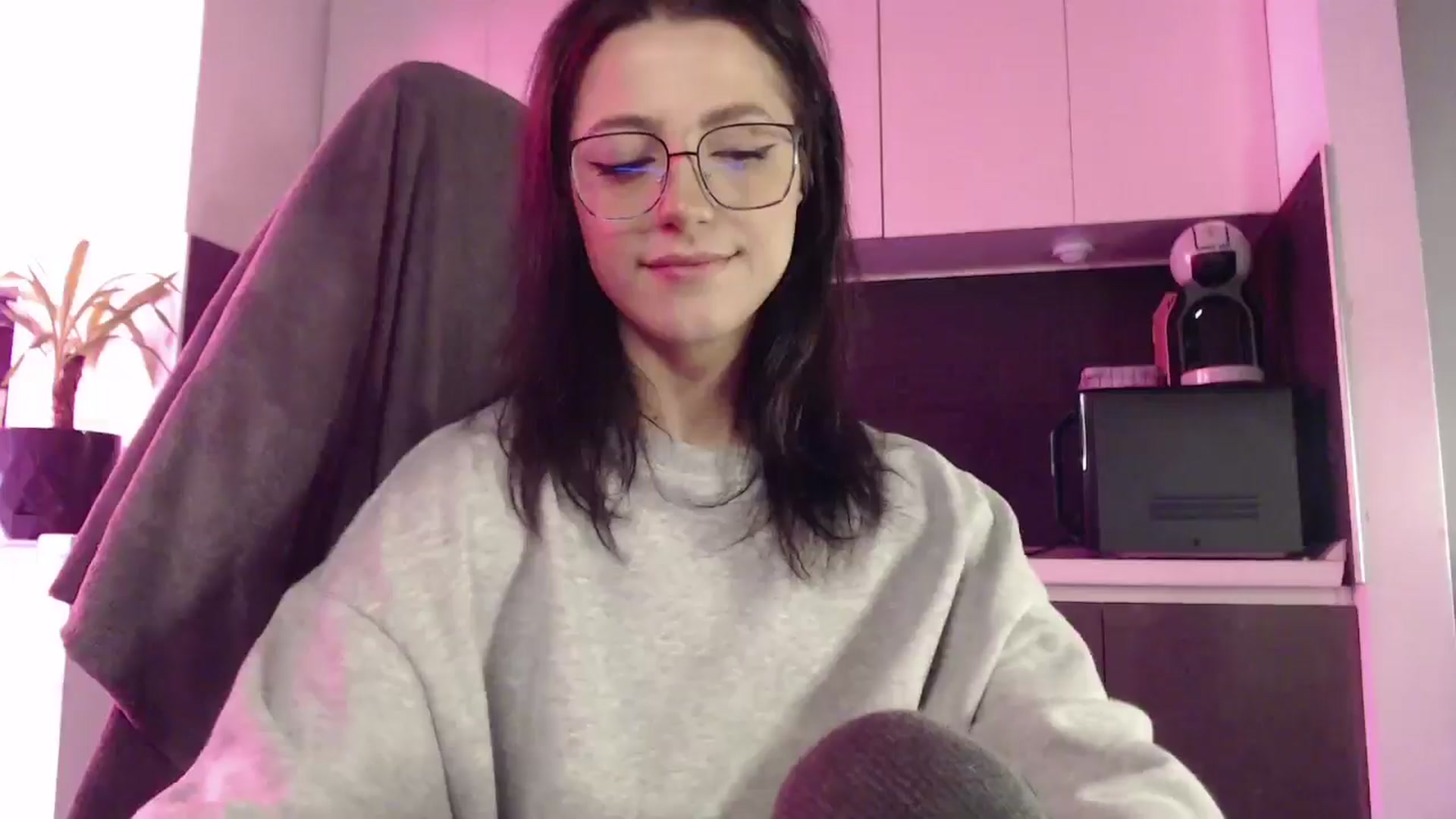 Gallery image thumbnail from Masha____'s myfreecams stream on, 10/15/2024, 09:05 image 6 of 20