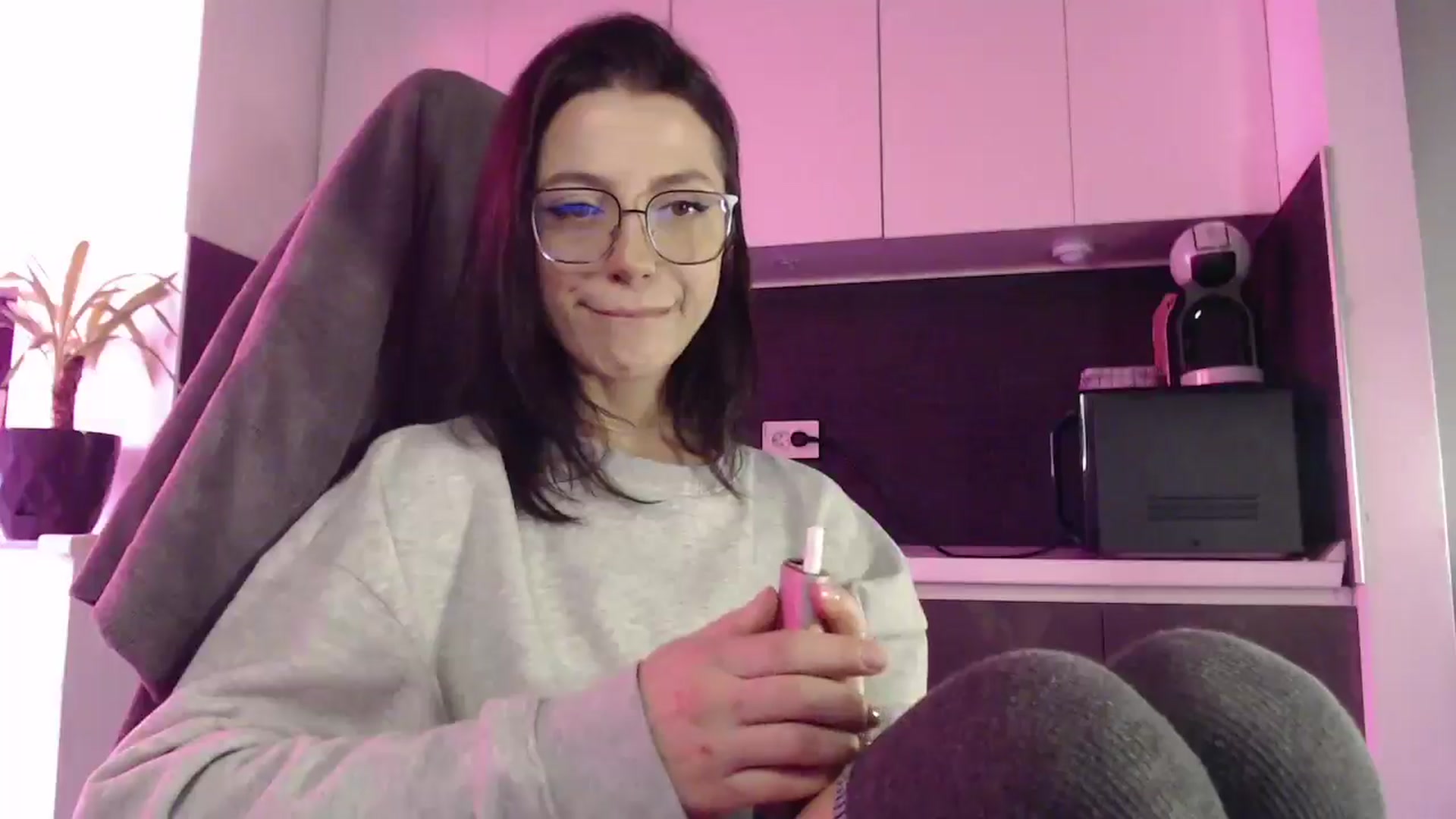 Gallery image thumbnail from Masha____'s myfreecams stream on, 10/15/2024, 09:05 image 4 of 20