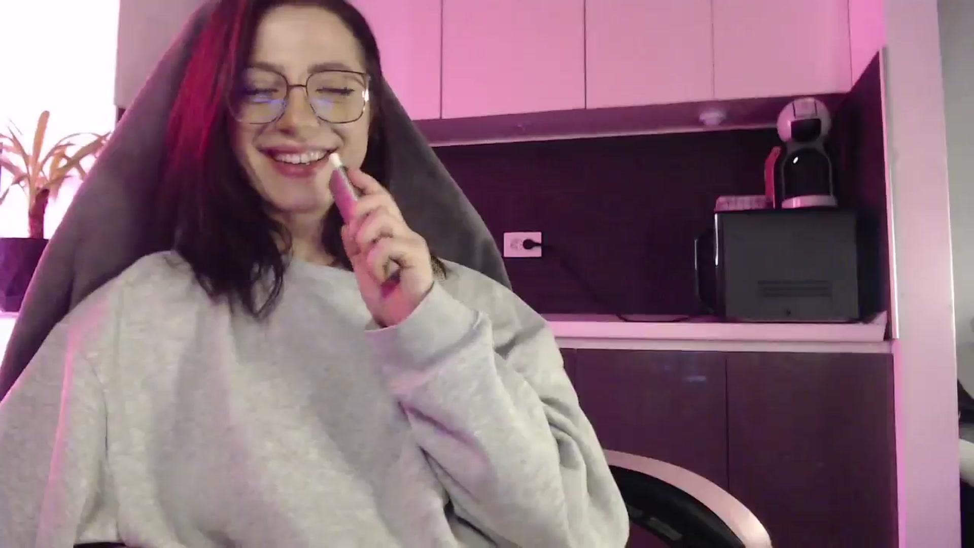 Gallery image thumbnail from Masha____'s myfreecams stream on, 10/15/2024, 12:22 image 7 of 20