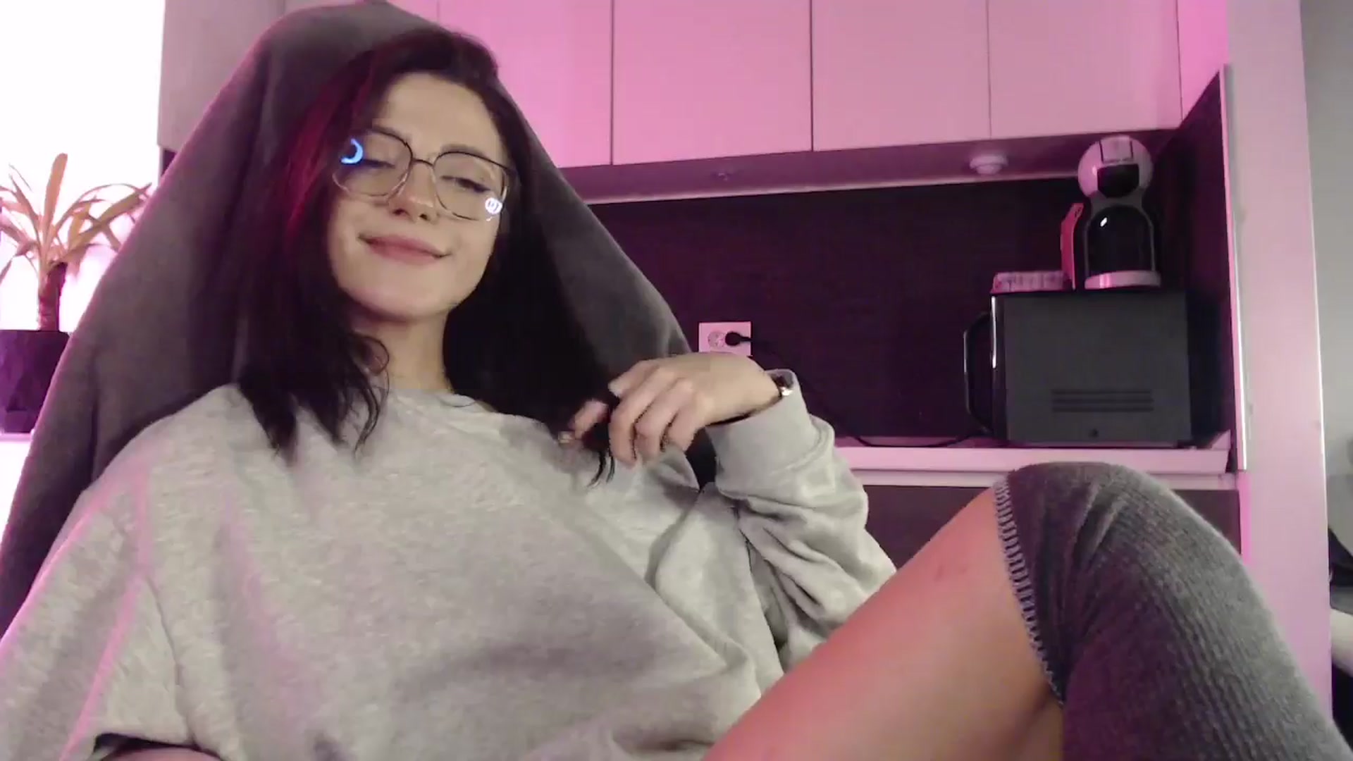 Gallery image thumbnail from Masha____'s myfreecams stream on, 10/15/2024, 12:22 image 8 of 20