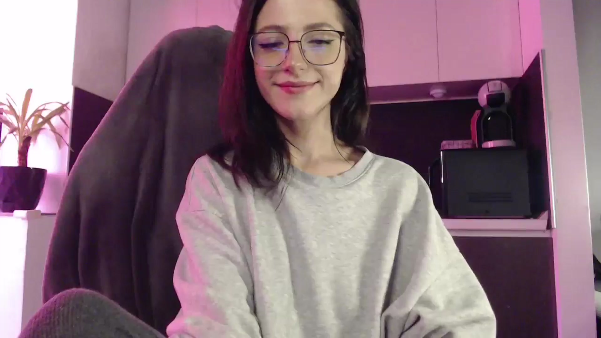 Gallery image thumbnail from Masha____'s myfreecams stream on, 10/15/2024, 12:22 image 14 of 20