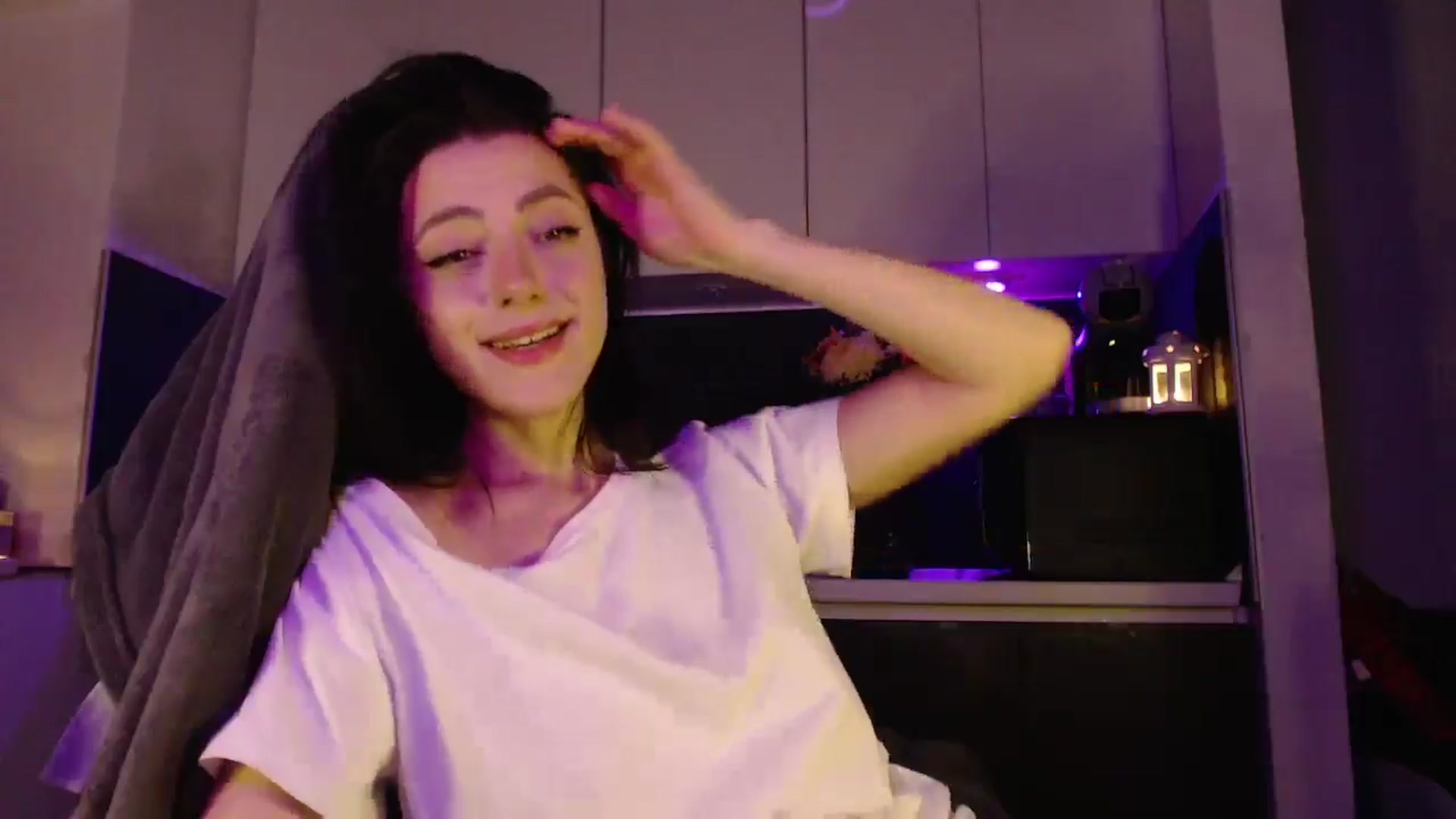 Gallery image thumbnail from Masha____'s myfreecams stream on, 10/19/2024, 24:52 image 7 of 20