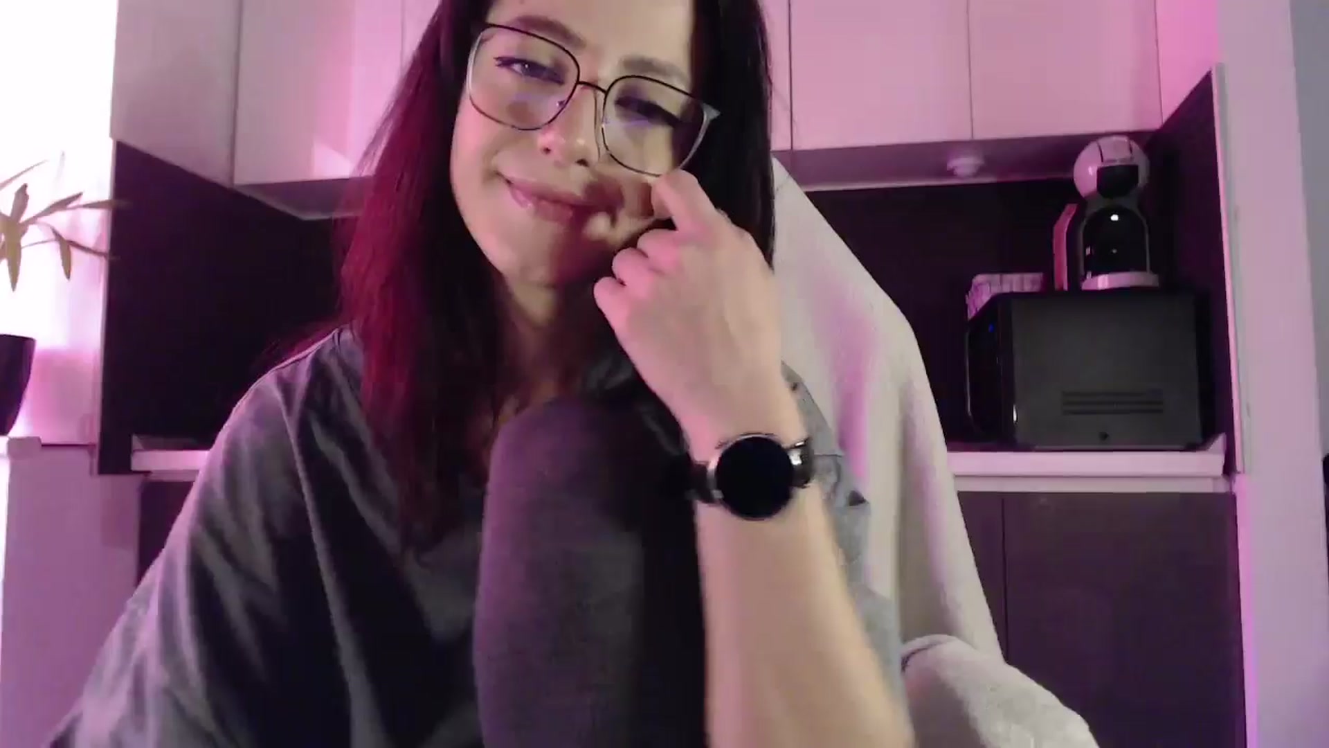 Gallery image thumbnail from Masha____'s myfreecams stream on, 11/06/2024, 11:11 image 5 of 20