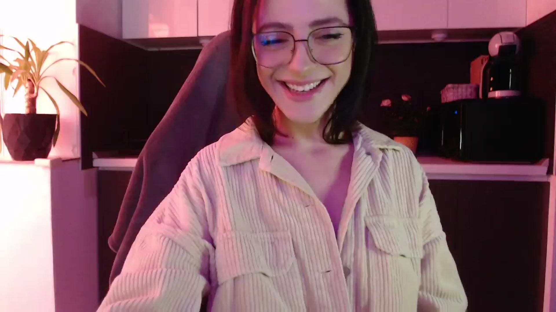 Gallery image thumbnail from Masha____'s myfreecams stream on, 11/08/2024, 12:43 image 8 of 20