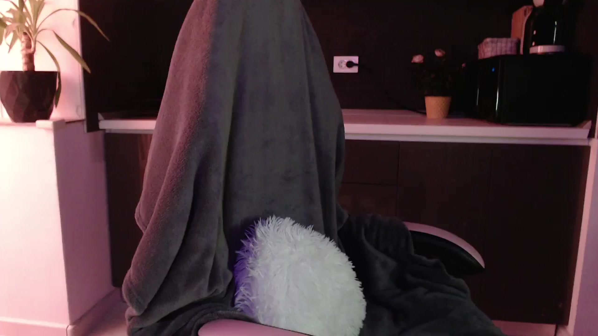 Gallery image thumbnail from Masha____'s myfreecams stream on, 11/08/2024, 12:43 image 20 of 20