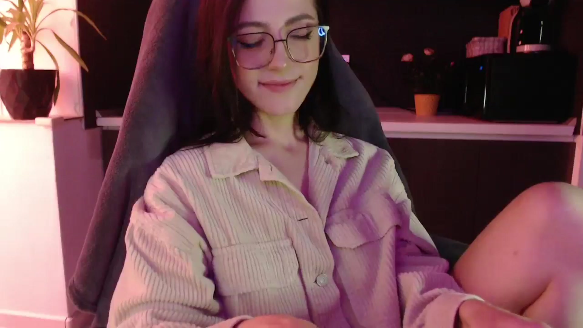 Gallery image thumbnail from Masha____'s myfreecams stream on, 11/08/2024, 12:43 image 16 of 20