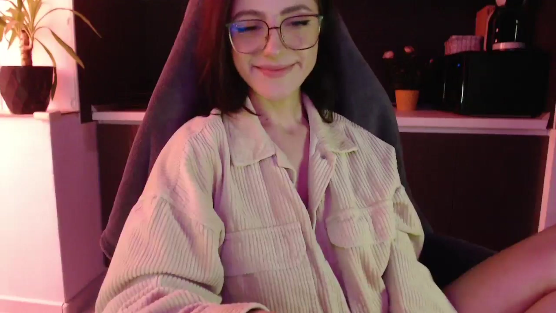 Gallery image thumbnail from Masha____'s myfreecams stream on, 11/08/2024, 12:43 image 13 of 20