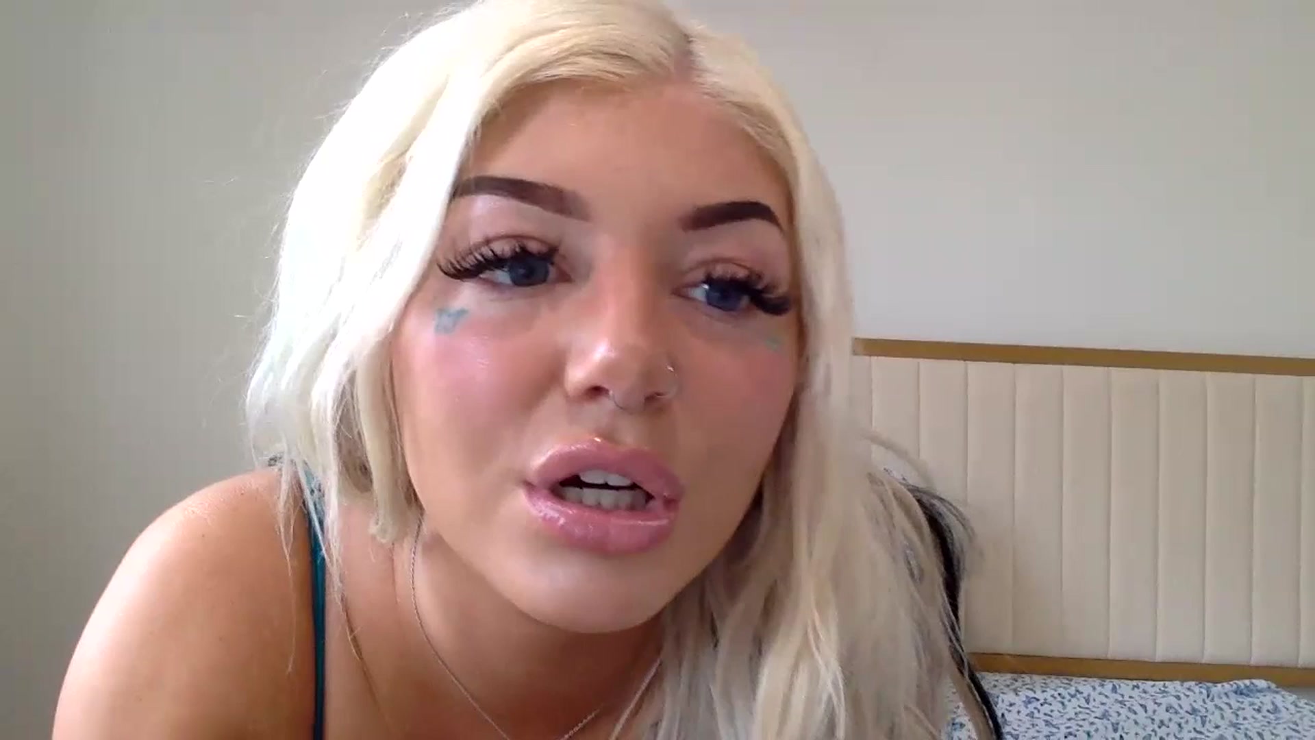 Gallery image thumbnail from Masonblu's myfreecams stream on, 07/04/2023, 01:29 image 10 of 20