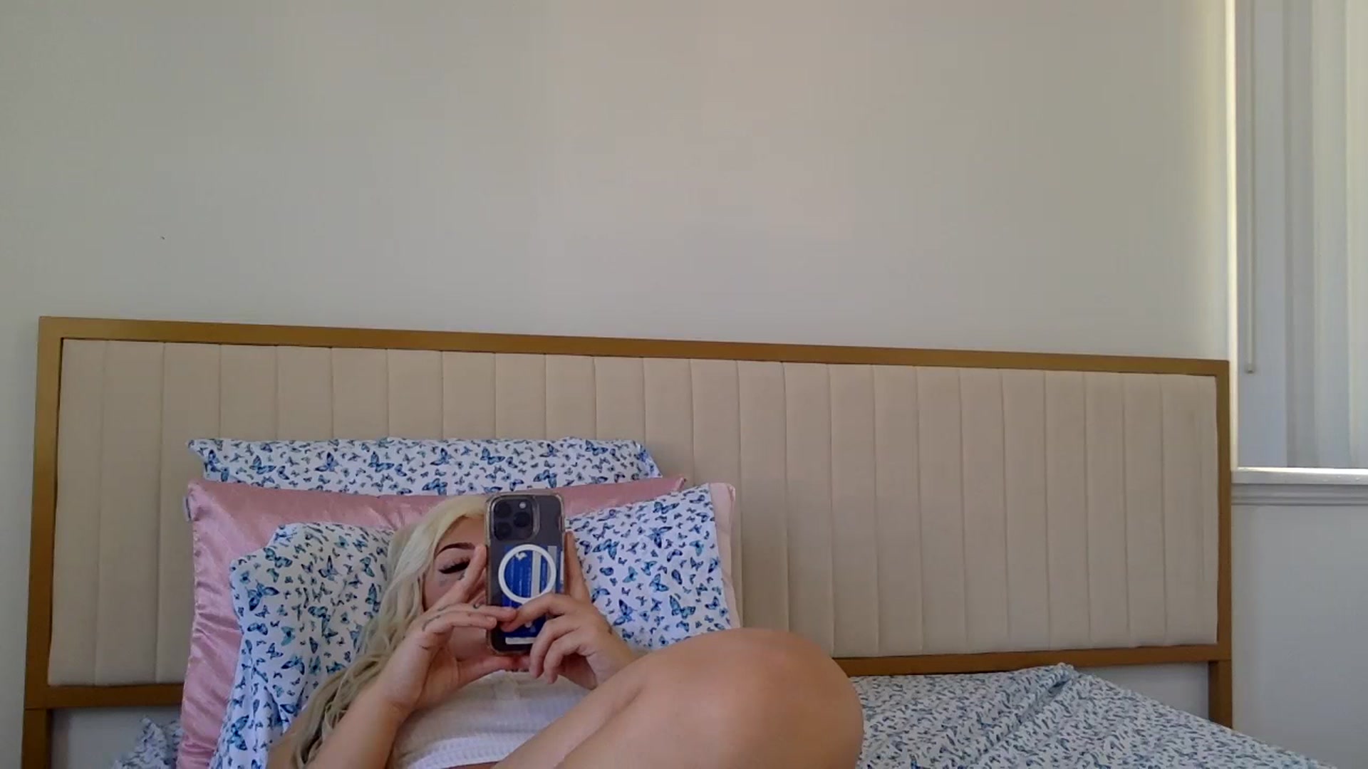 Gallery image thumbnail from Masonblu's myfreecams stream on, 07/06/2023, 24:16 image 15 of 20