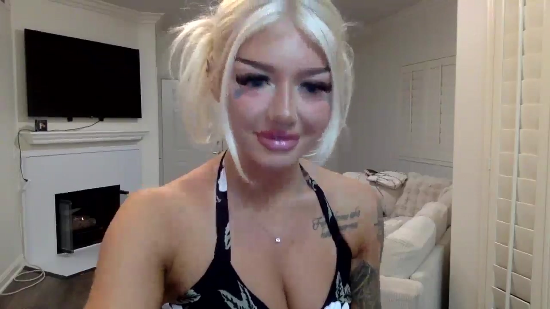 Gallery image thumbnail from Masonblu's myfreecams stream on, 11/28/2025, 03:08 image 17 of 20
