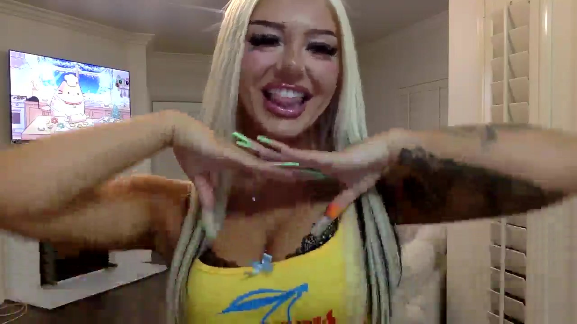 Gallery image thumbnail from Masonblu's myfreecams stream on, 12/17/2025, 06:30 image 9 of 20