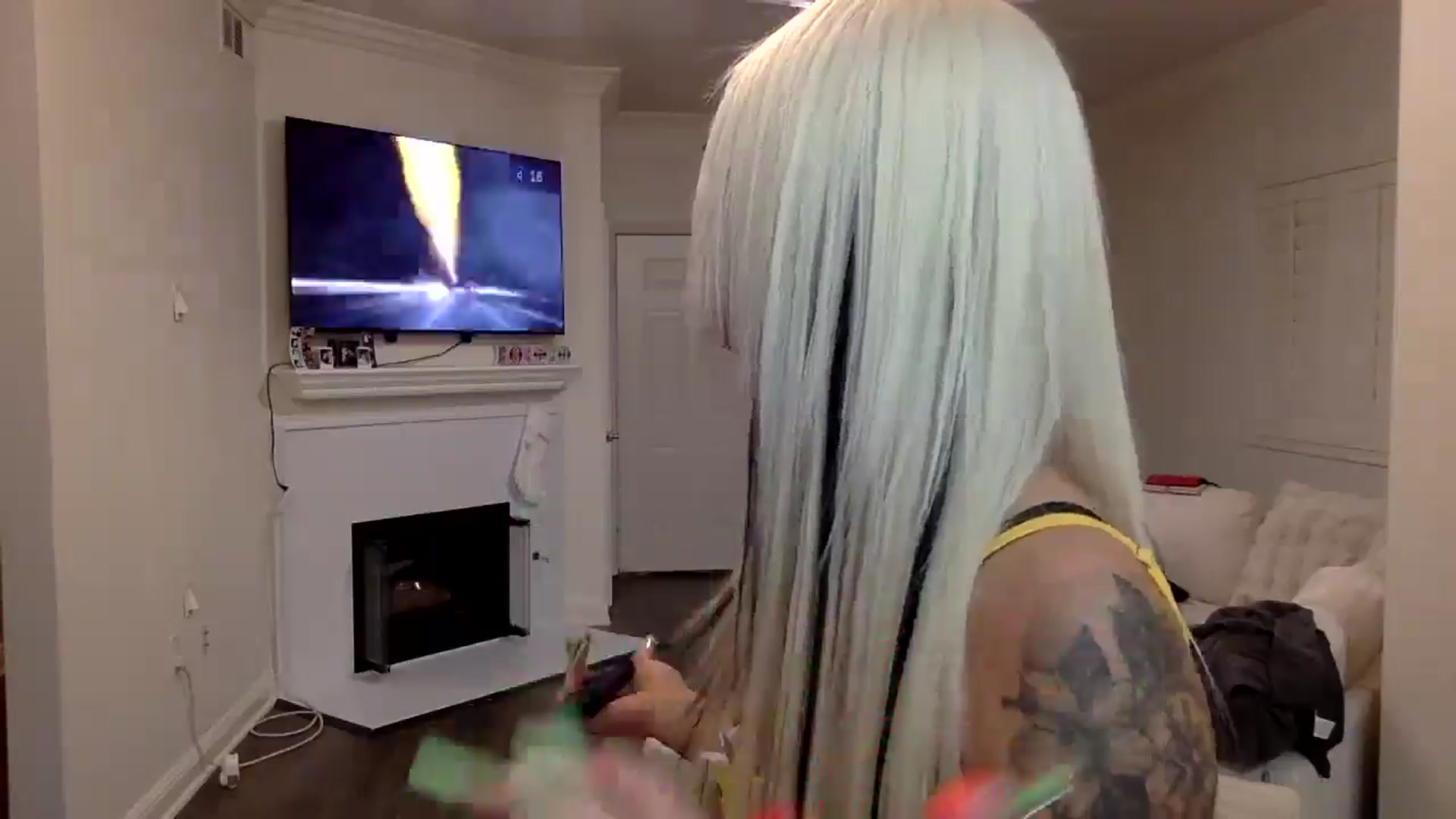 Gallery image thumbnail from Masonblu's myfreecams stream on, 12/17/2025, 08:29 image 16 of 20