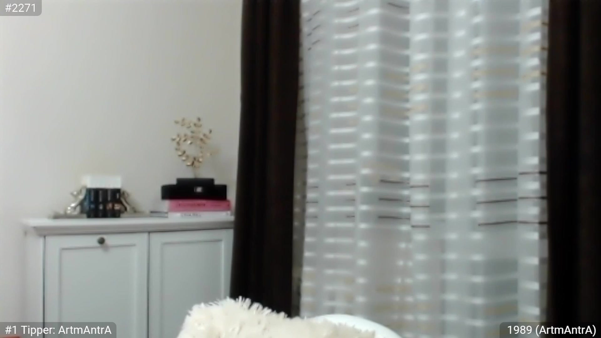 Gallery image thumbnail from MatchaGirl's myfreecams stream on, 05/28/2023, 24:05 image 5 of 20