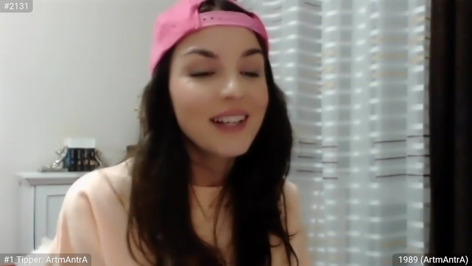 Gallery image thumbnail from MatchaGirl's myfreecams stream on, 05/28/2023, 24:34 image 13 of 20